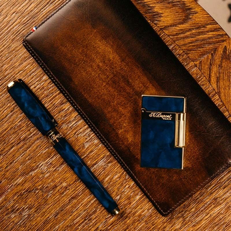 S. T. DUPONT Accendino Lacca Blu e Oro Giallo  016134