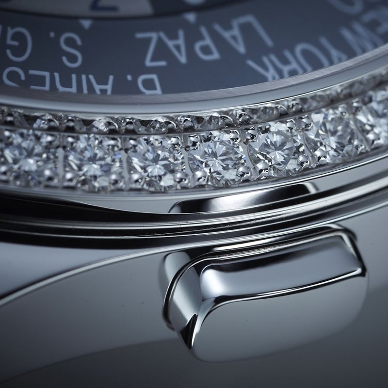 PATEK PHILIPPE Complicazioni "Ora Universale" 36 MM 7130G-016