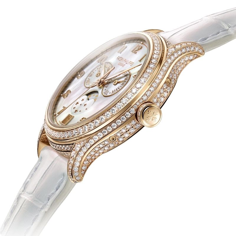 PATEK PHILIPPE Complicazioni "Calendario Annuale Fasi Lunari" 38 MM 4948R-001