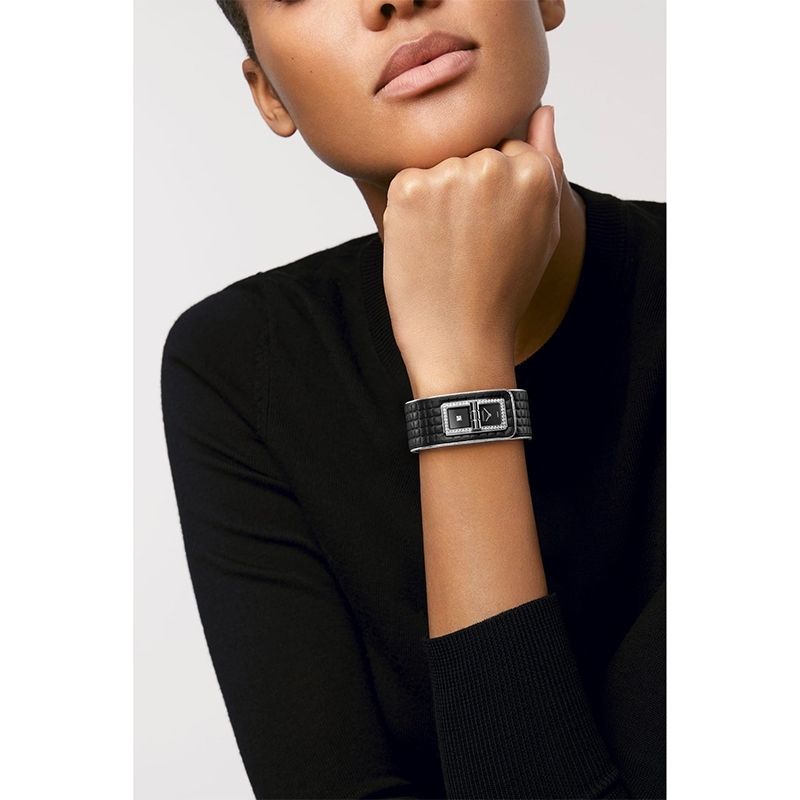 CHANEL Code Coco In Pelle 25 X 39.3 MM H6208
