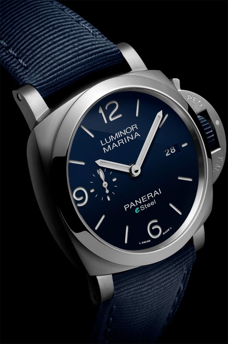 PANERAI Luminor Marina Esteel™ Blu Profondo 44 MM PAM01157