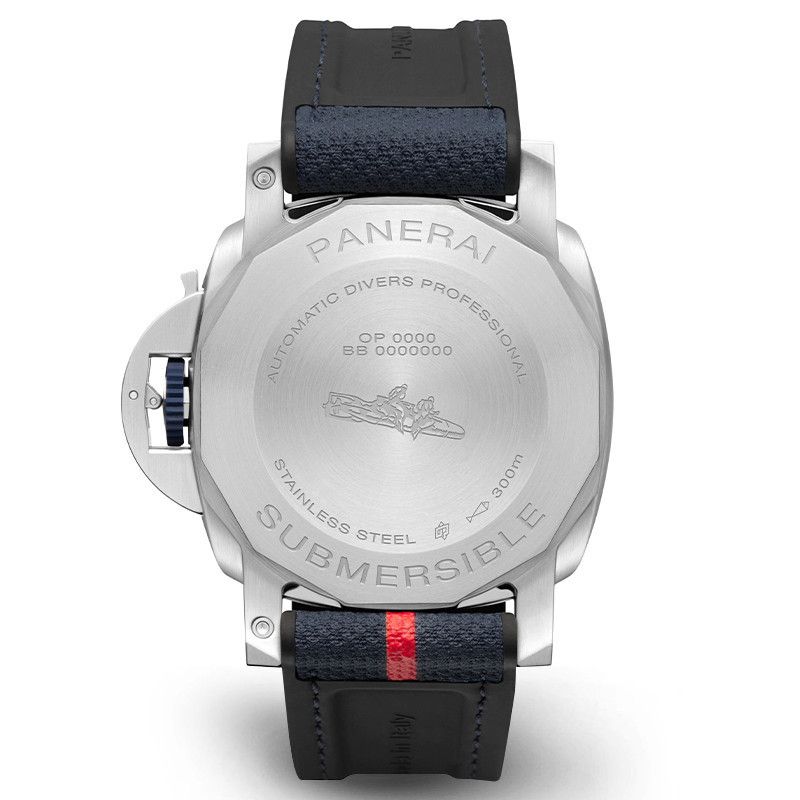 PANERAI Submersible Quarantaquattro Luna Rossa 44 MM PAM01391