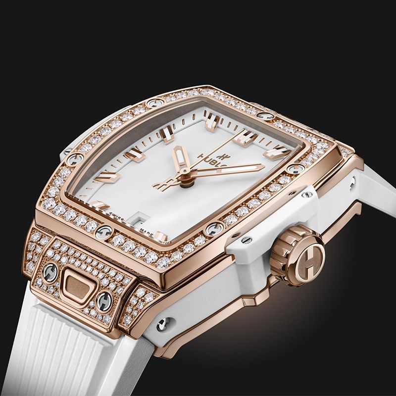 HUBLOT Spirit Of Big Bang King Gold White Pavé 32 MM 682.OE.2080.RW.1604