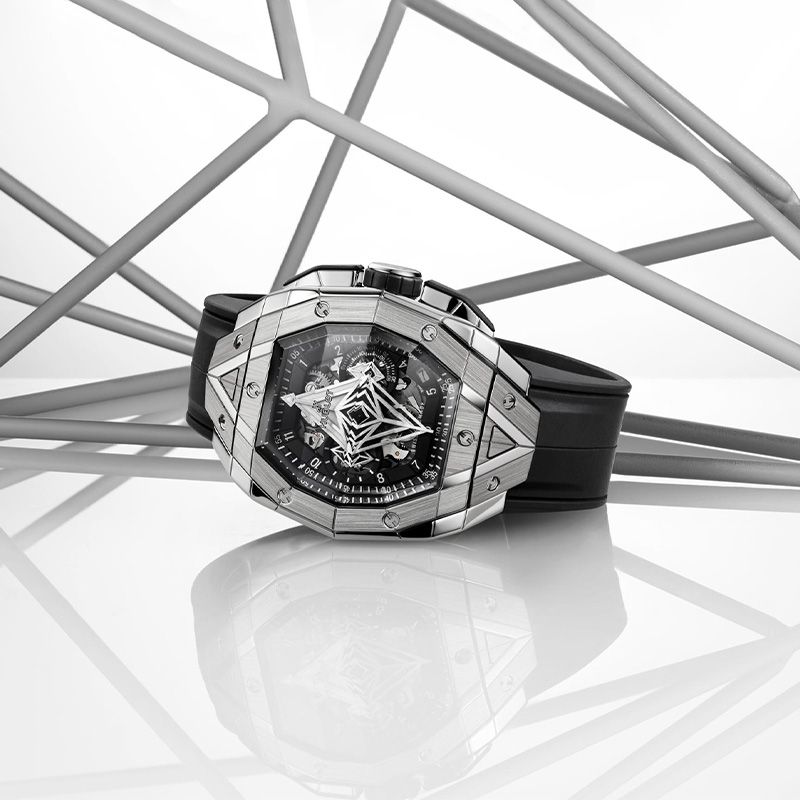 HUBLOT Spirit Of Big Bang Sang Bleu Titanium 42 MM 648.NX.0107.RX.MXM23