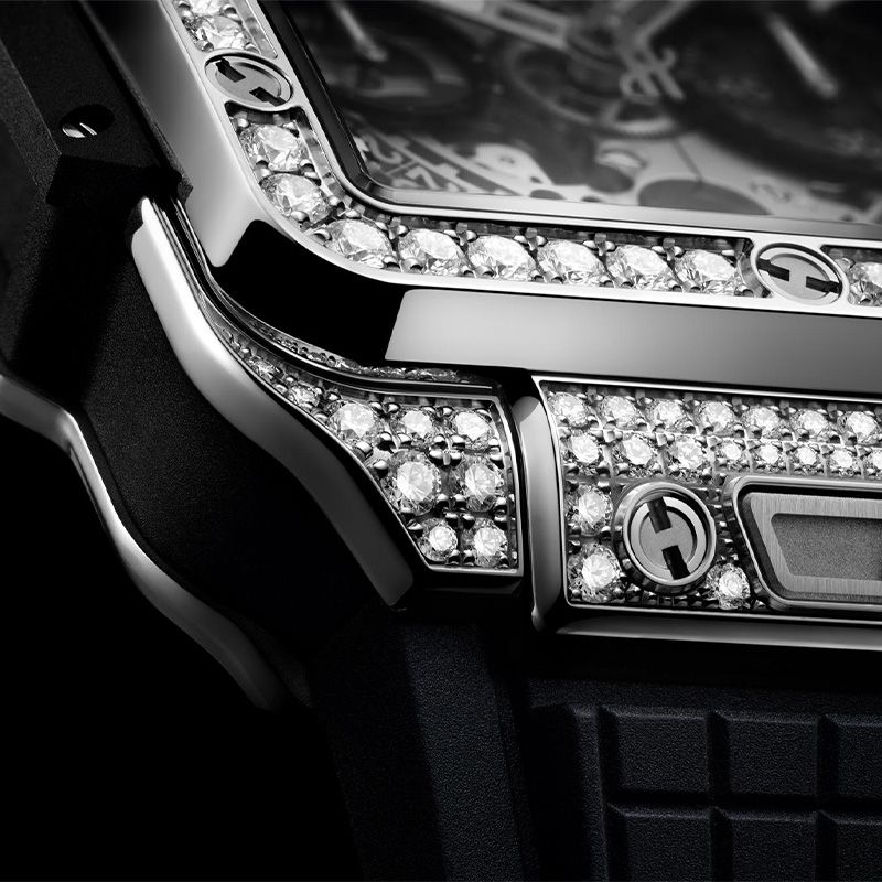HUBLOT Square Bang Unico Titanium Pavé 42 MM 821.NX.0170.RX.1604
