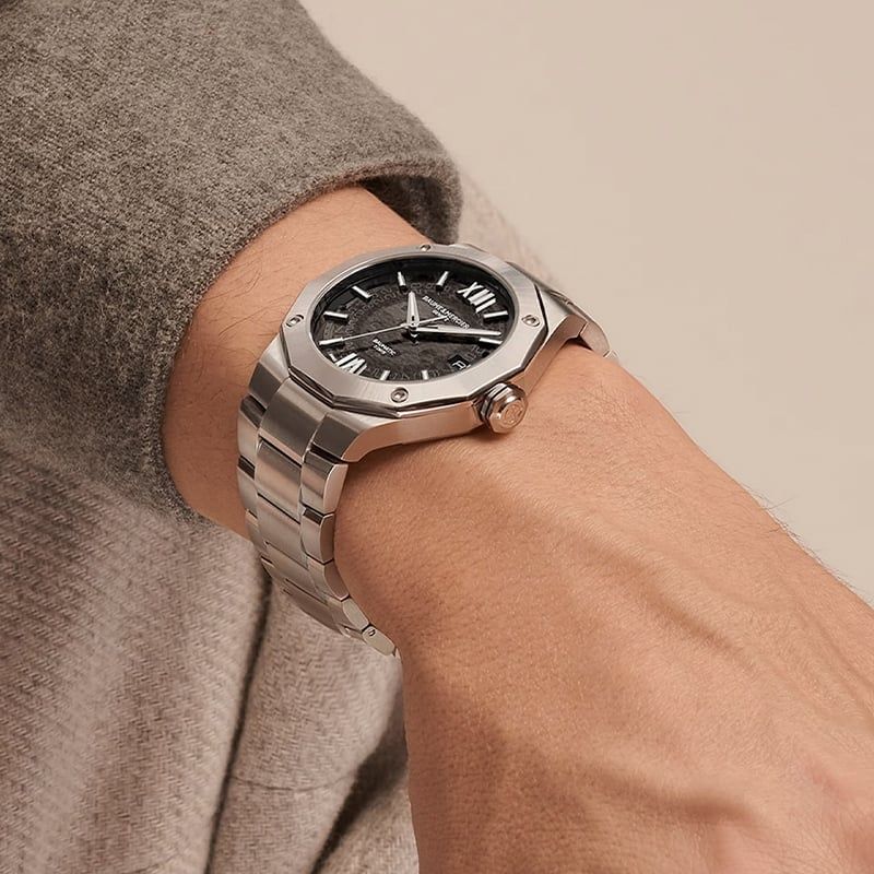 BAUME & MERCIER Riviera 10702 42 MM M0A10702