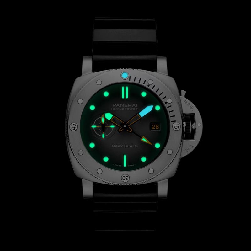 PANERAI Submersible GMT Navy Seals 44 MM PAM01323