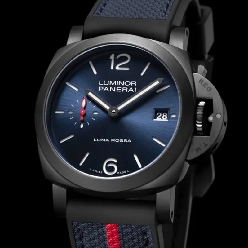 PANERAI Luminor Quaranta Steel DLC Luna Rossa 40 MM PAM01408