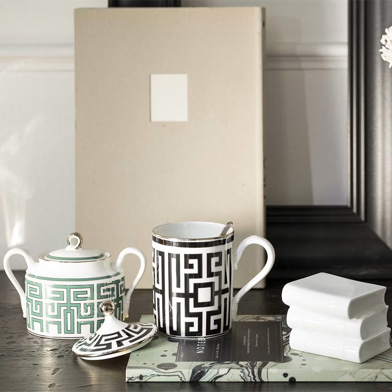 GINORI 1735 Mug Labirinto Nero H 10 CM / Ø 8 CM 004RG00 FTZ701010400G00125100