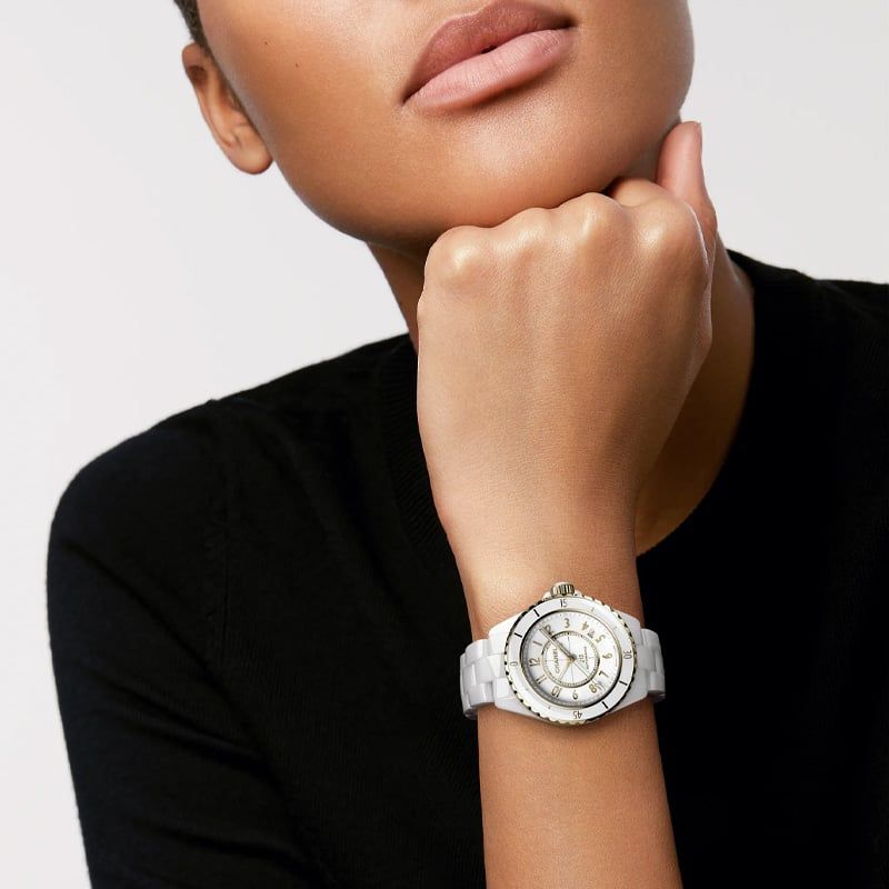 CHANEL J12 Calibro 12.1 38 MM H9540