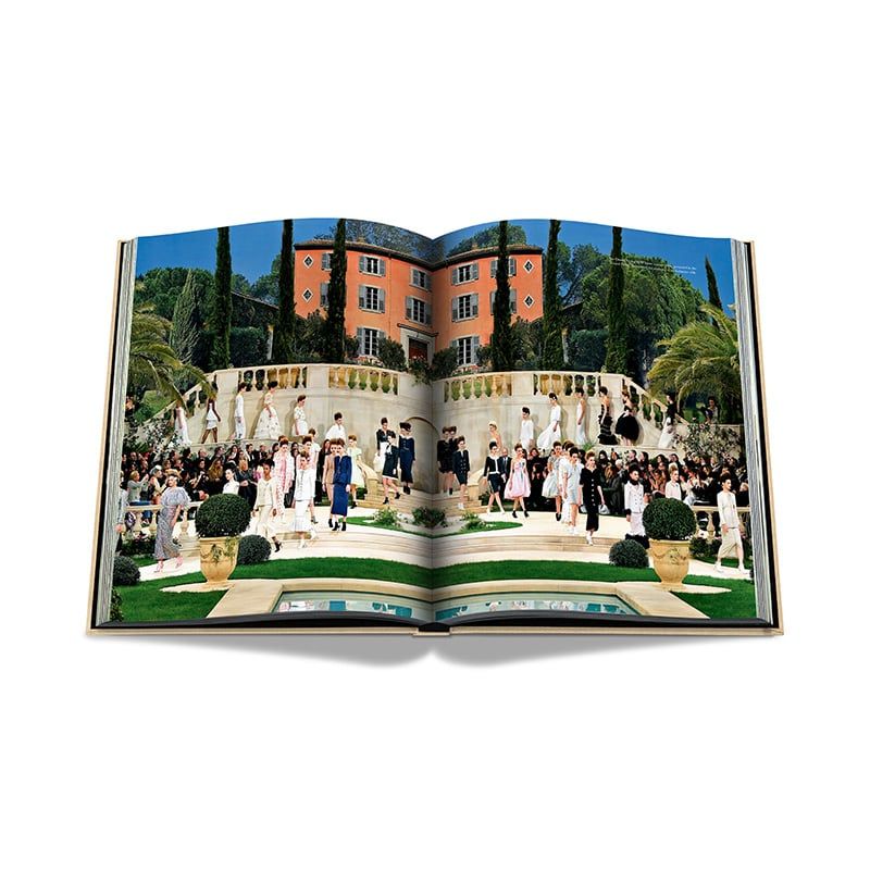 ASSOULINE Libro Chanel: The Impossible Collection 39.8 x 8 x H 47.5 CM 9781614288107