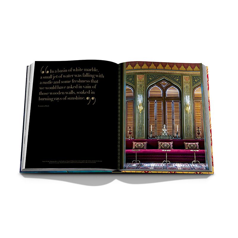 ASSOULINE Libro Golden Opulence: 500 Years of Luxuriant Style 30.1 x 5 x H 38.2 CM 9781649802859