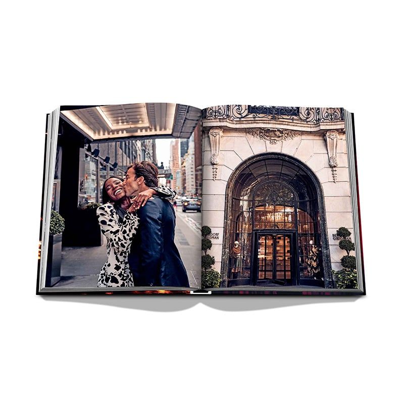 ASSOULINE Libro New York Chic 24.8 x 3.8 x H 33 CM 9781649802309