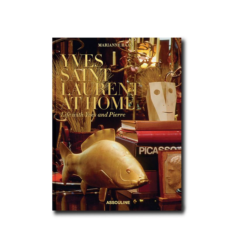 ASSOULINE Libro Yves Saint Laurent At Home 24.8 x 3.8 x H 33 CM 9781649801234