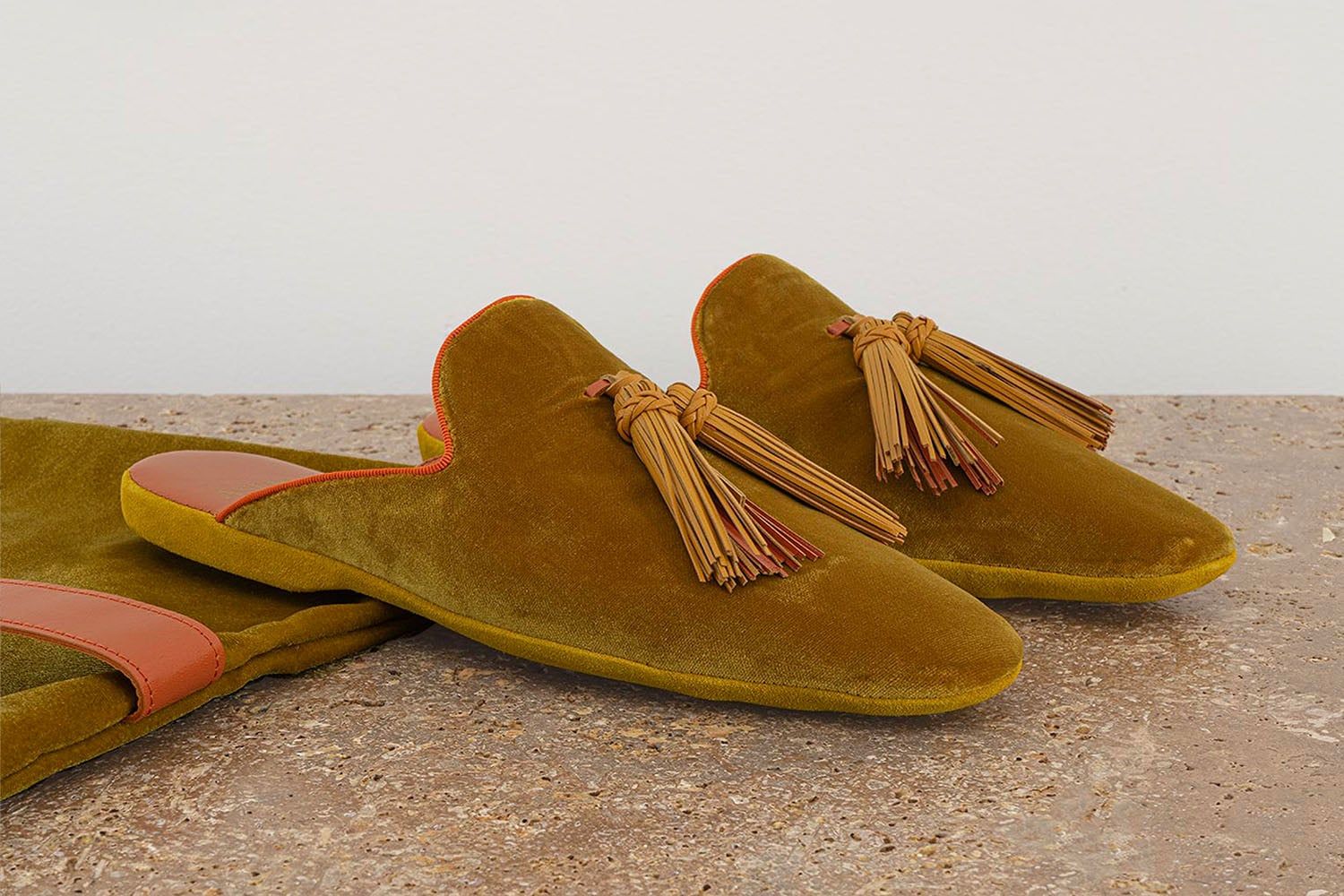 ASTRUA Creazioni Pantofola Slipper Aperta Babù Velluto Ocra  32018