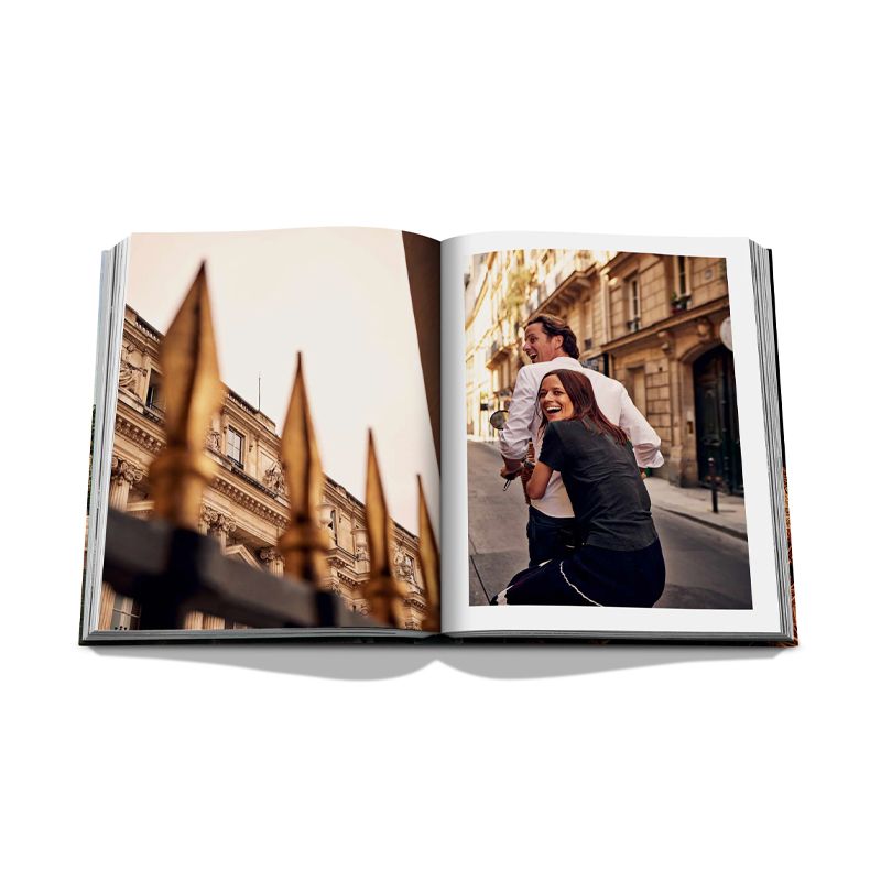 ASSOULINE Libro Paris Chic 25 x 3.7 x H 33 CM 9781614289333