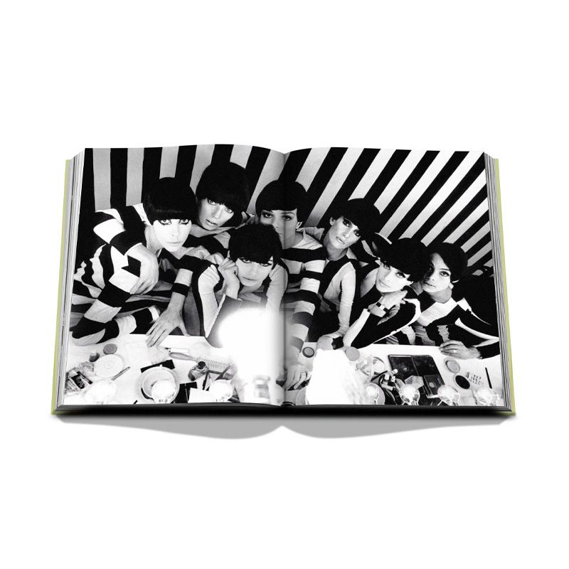 ASSOULINE Libro Pop Art Style 24.7 x 3.5 x H 33 CM 9781649800732