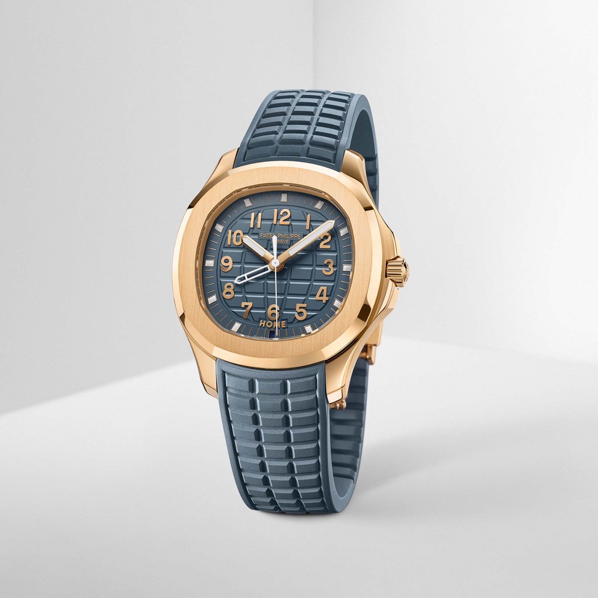 PATEK PHILIPPE Aquanaut 38.8 MM 5269R-001