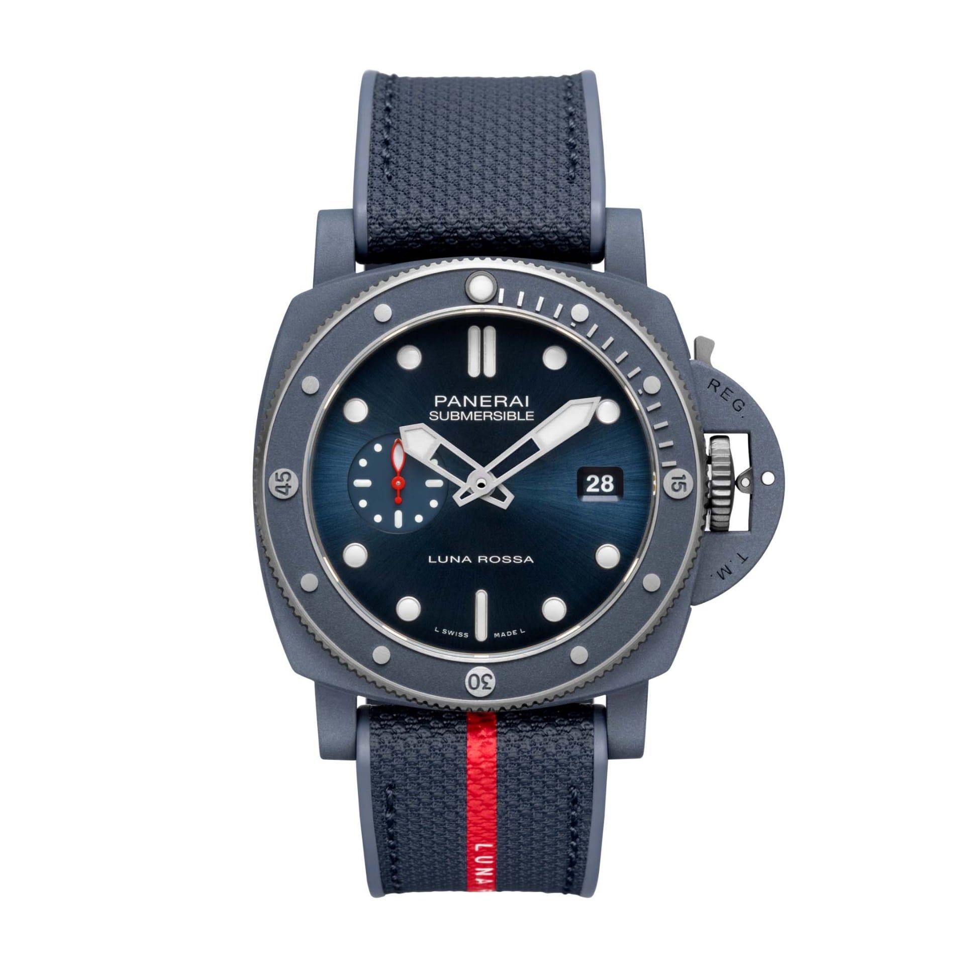 PANERAI Submersible QuarantaQuattro Luna Rossa Ti-Ceramitech™ 44 MM PAM01466