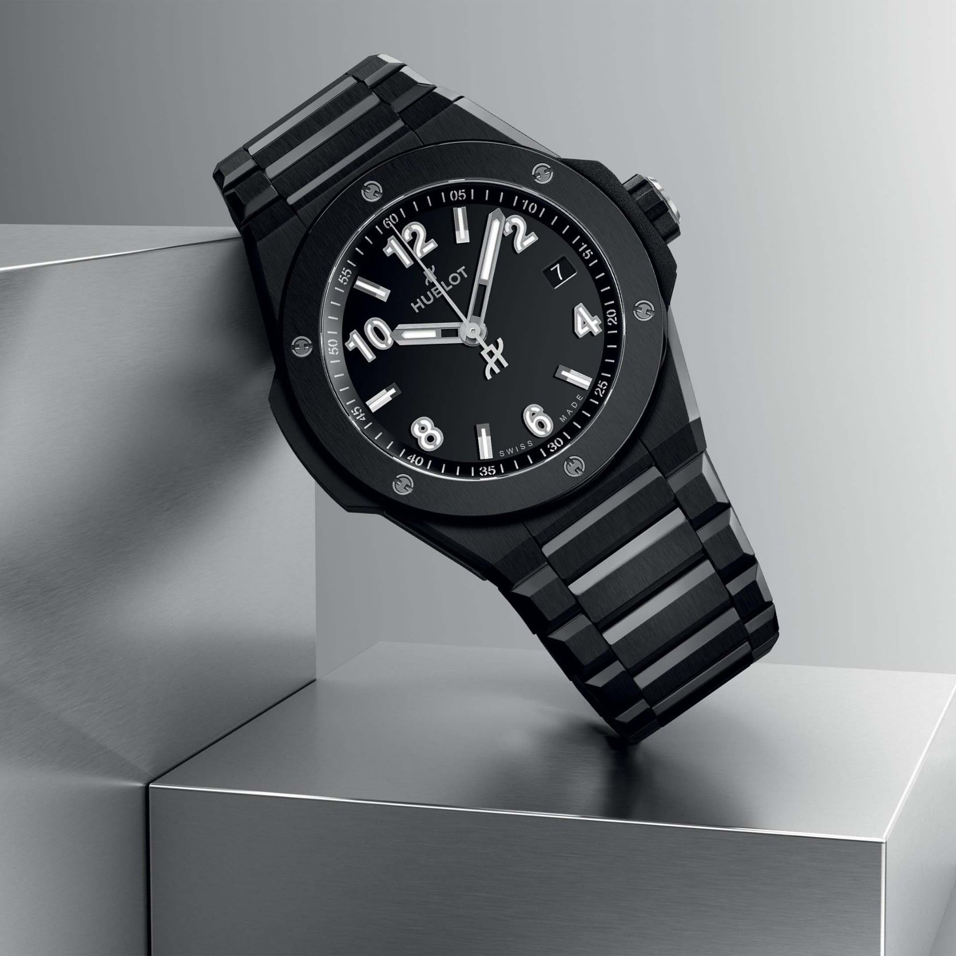 HUBLOT Big Bang Integrated Time Only Black Magic 38 MM 457.CX.1270.CX