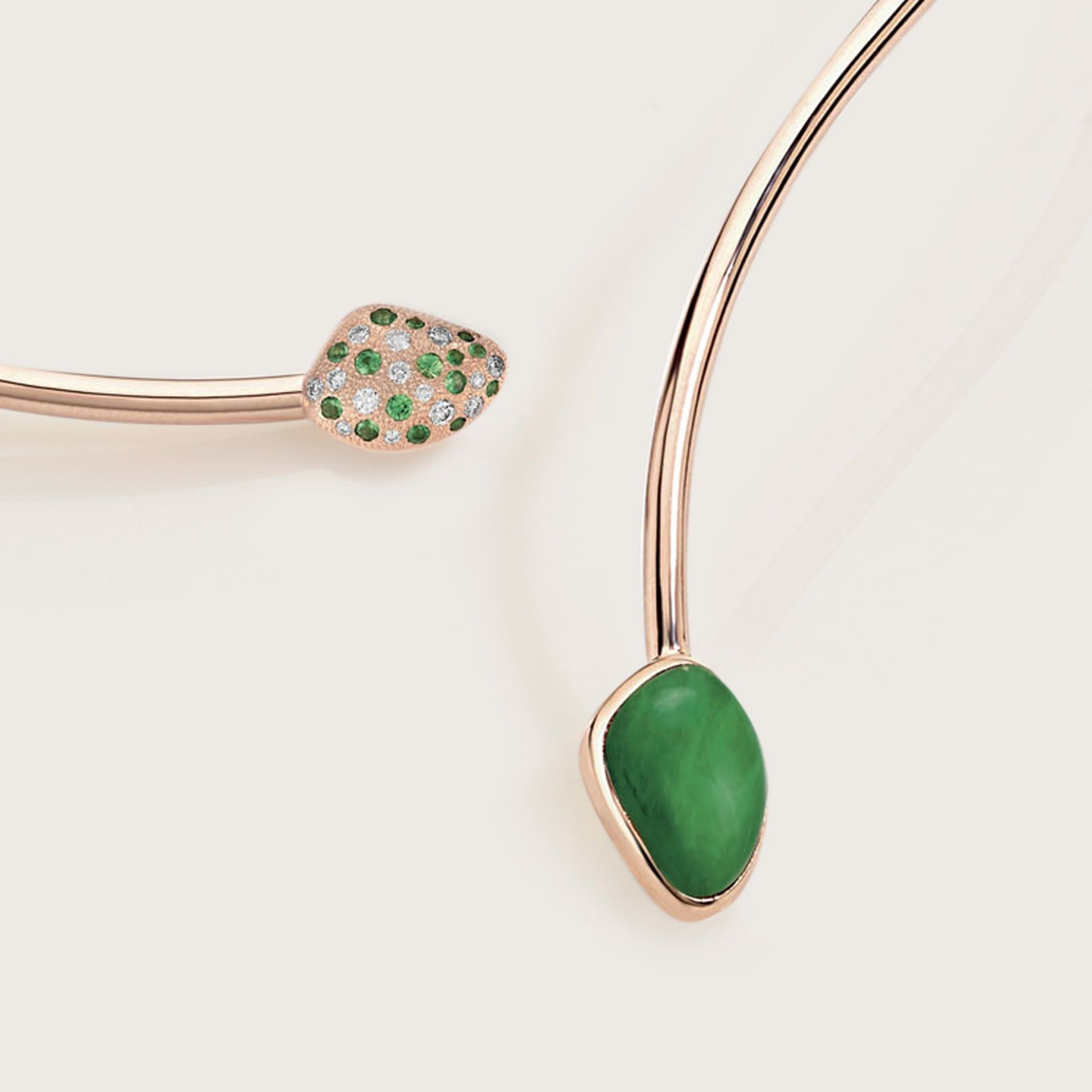 ASTRUA Collana Mykonos, Oro Rosa, Giada, Diamanti  MI65CNLPDZ3CGIVES