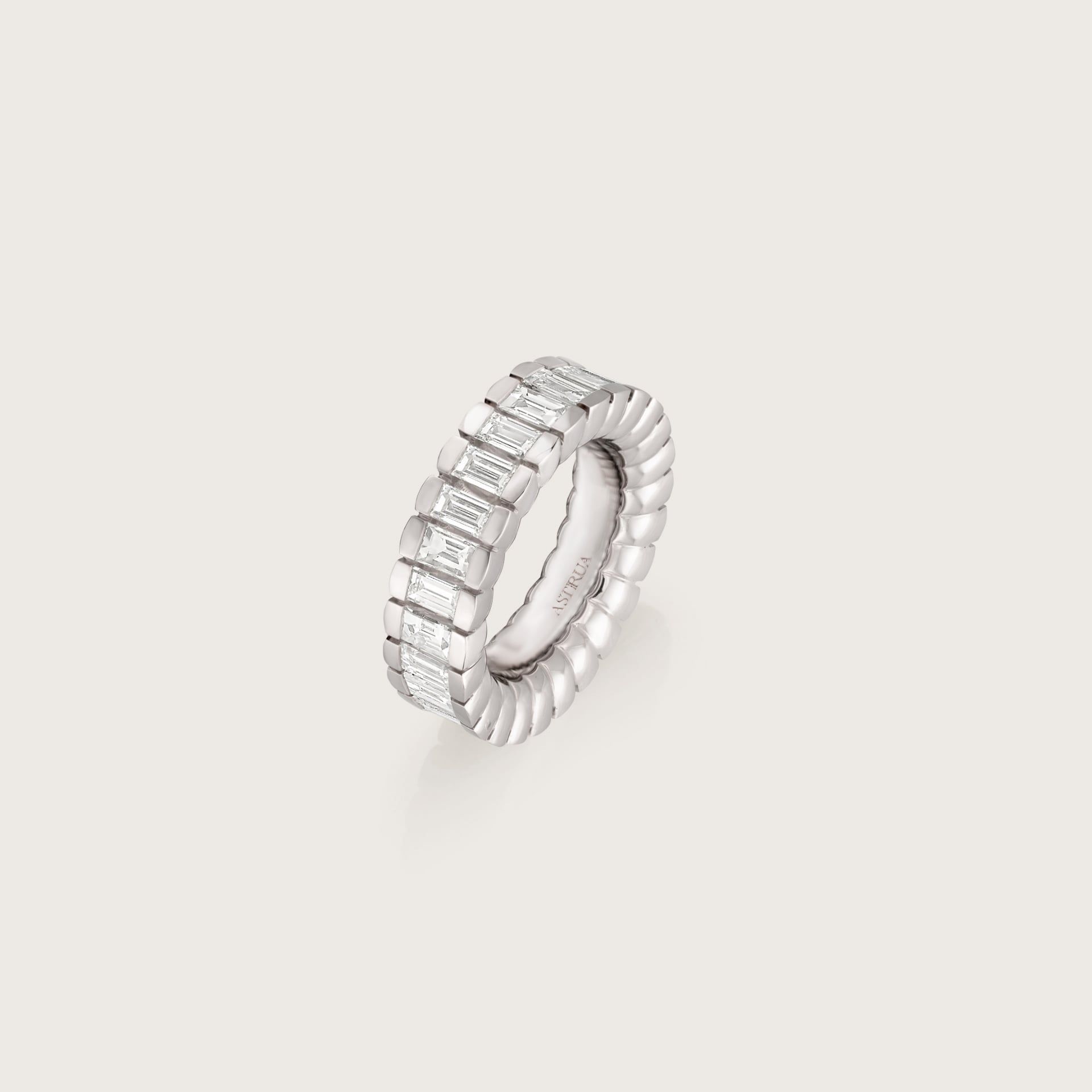ASTRUA Anello Petali, Platino, Diamanti  PE16DR.3,9