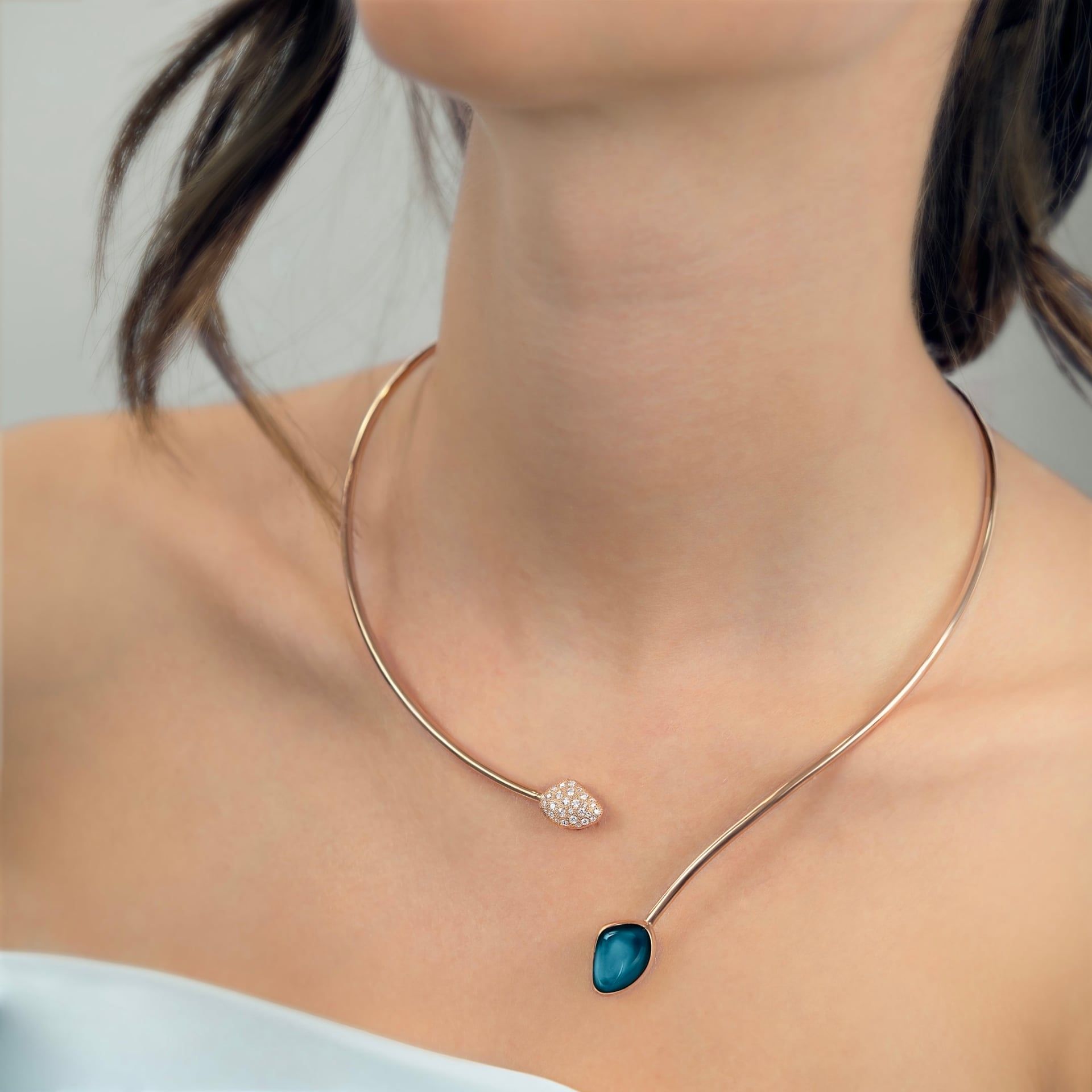 ASTRUA Collana Mykonos, Oro Rosa, Topazio, Diamanti  MI65CNLPDBD2CTL