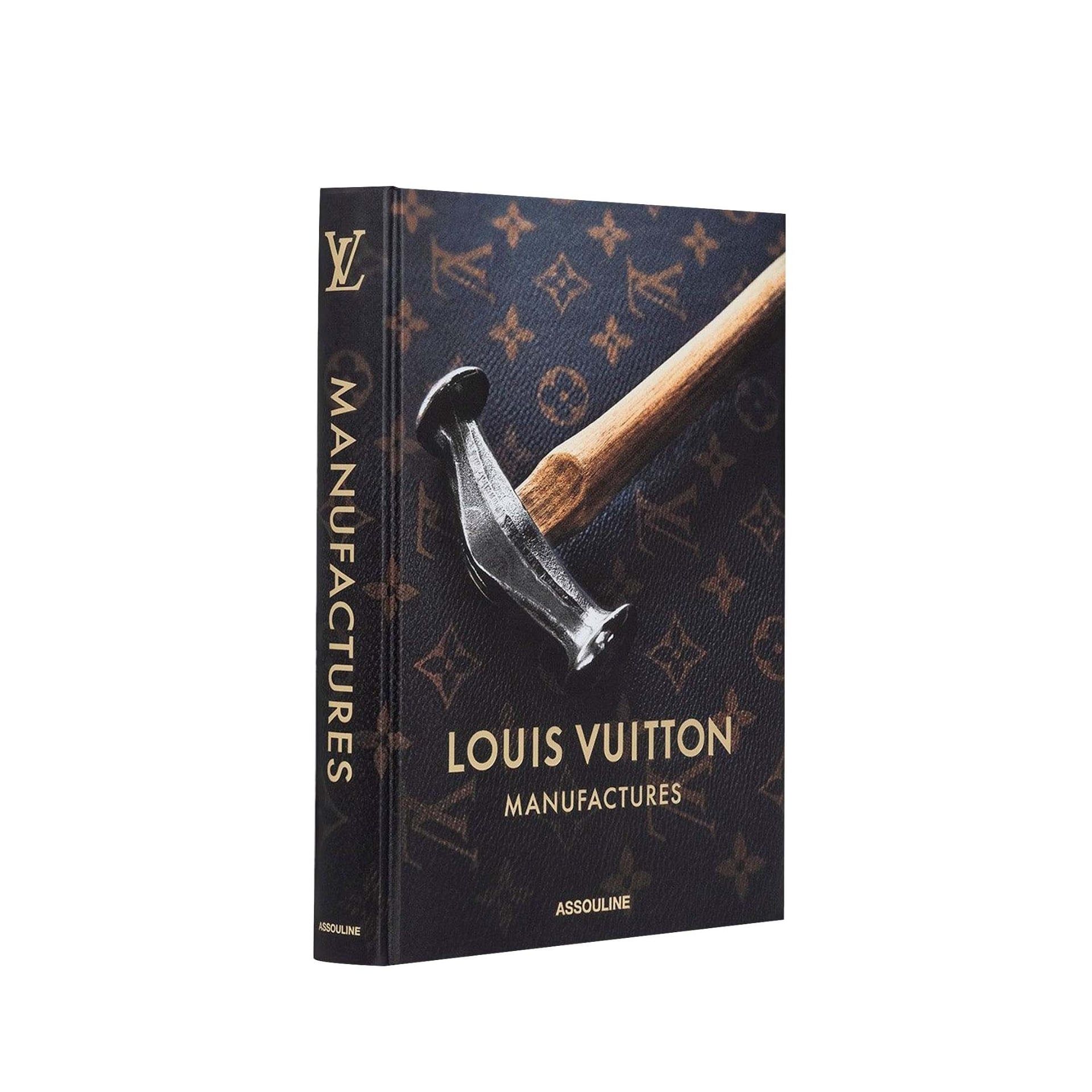 ASSOULINE Libro Louis Vuitton Manufactures 24 x 4 x H 33 CM 9781649800763