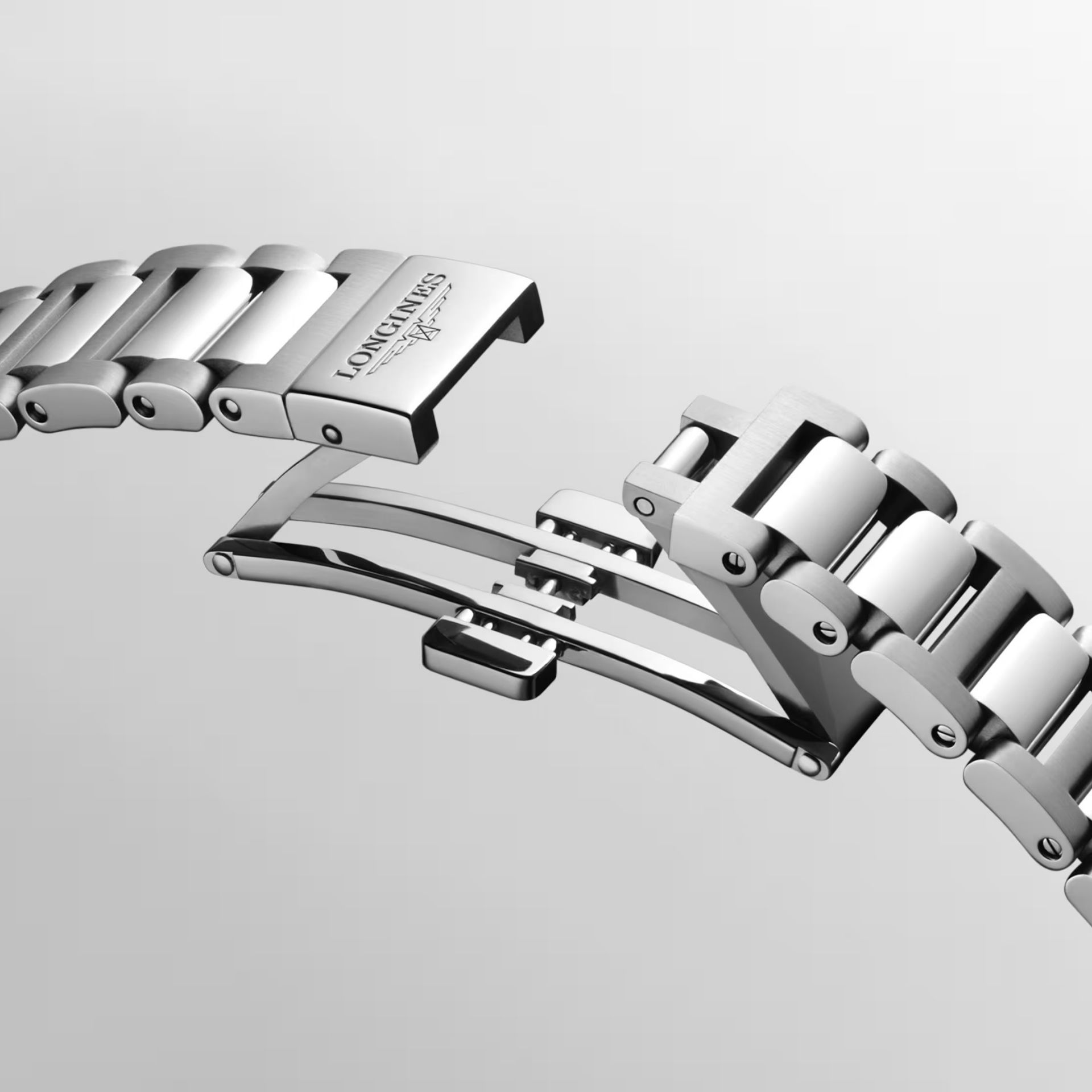 LONGINES Conquest 30 MM L3.320.4.07.6
