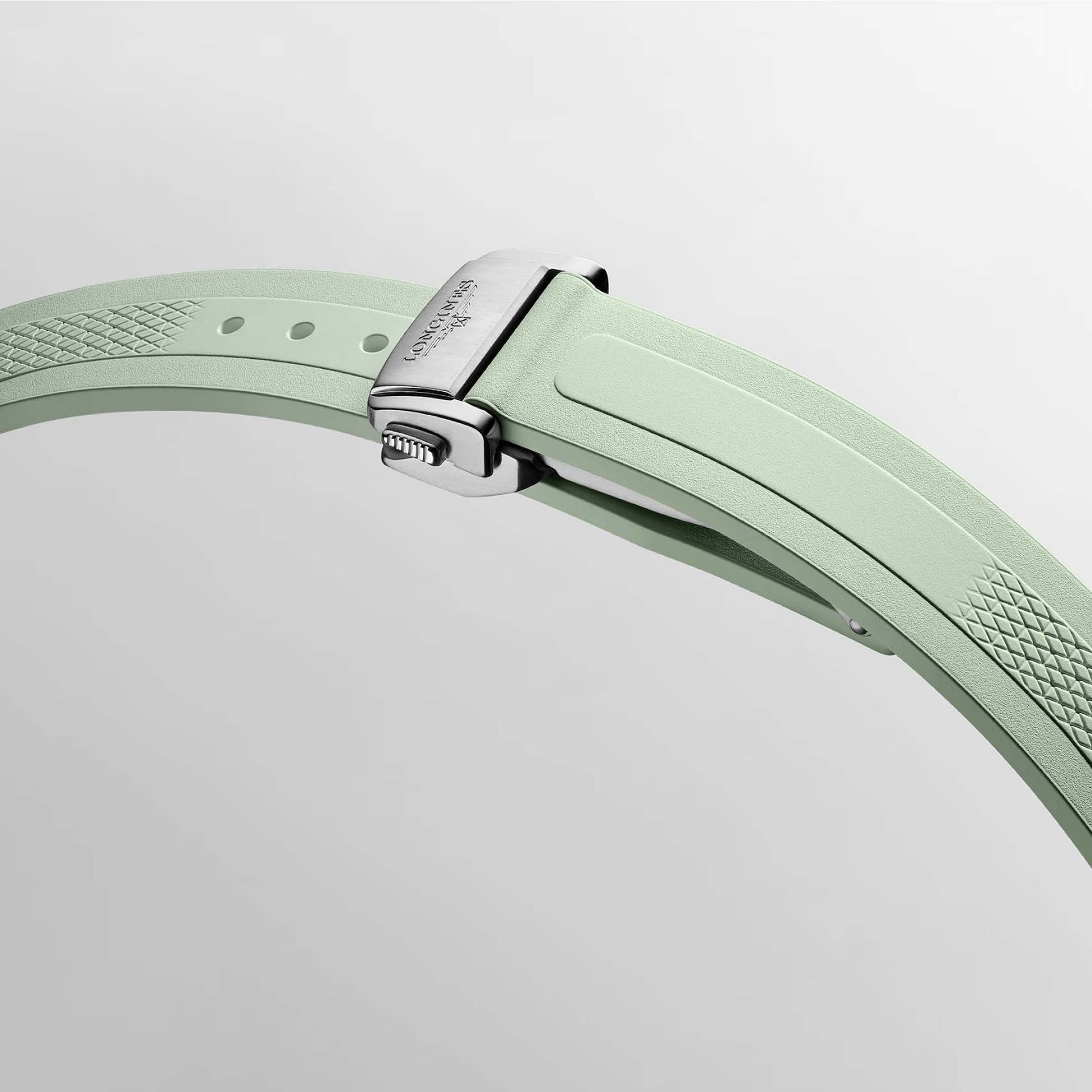 LONGINES Conquest 34 MM L3.430.4.02.9