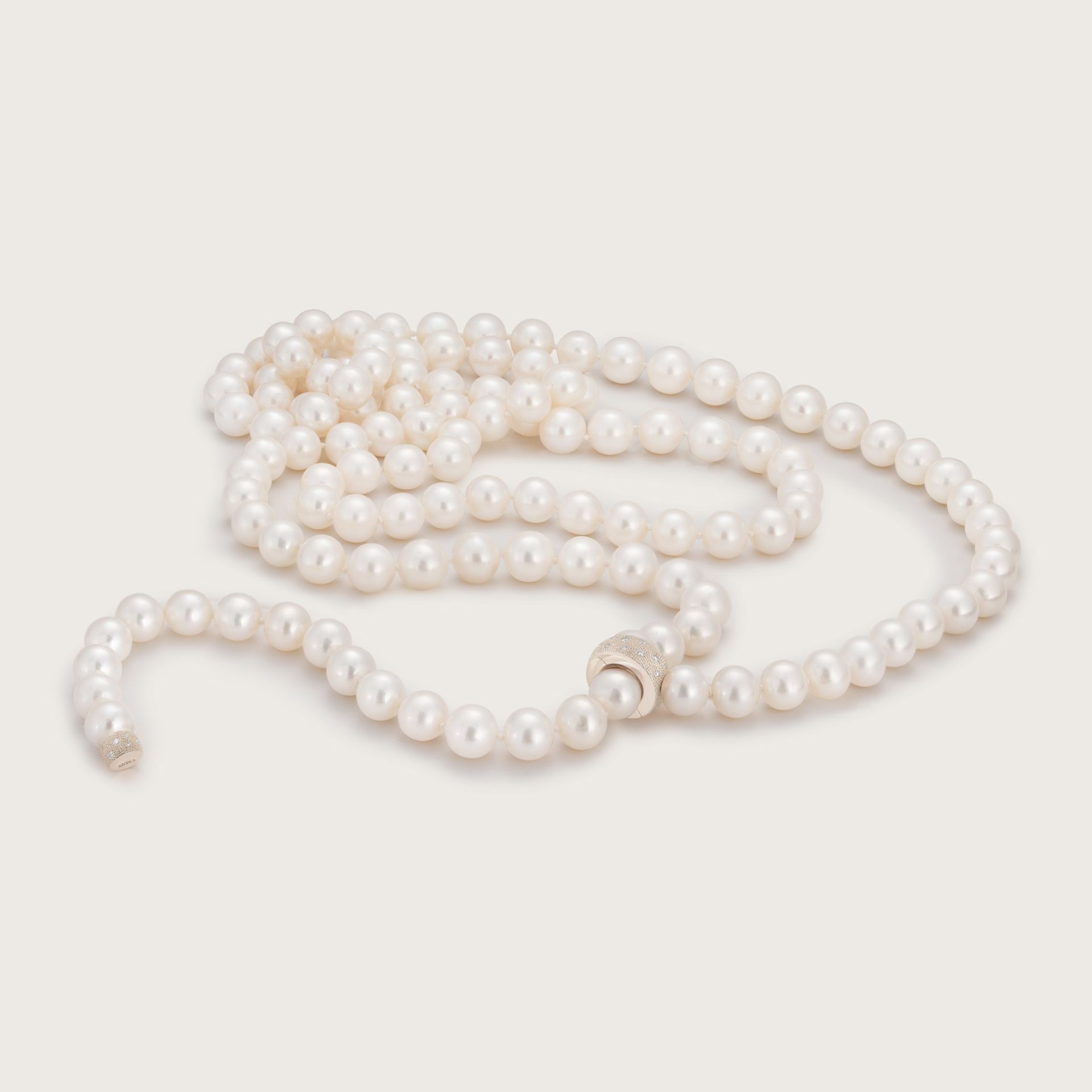 ASTRUA Collana Diva, Perle Akoya, Oro Bianco, Diamanti DI69MORPD-P3AK7-7,5