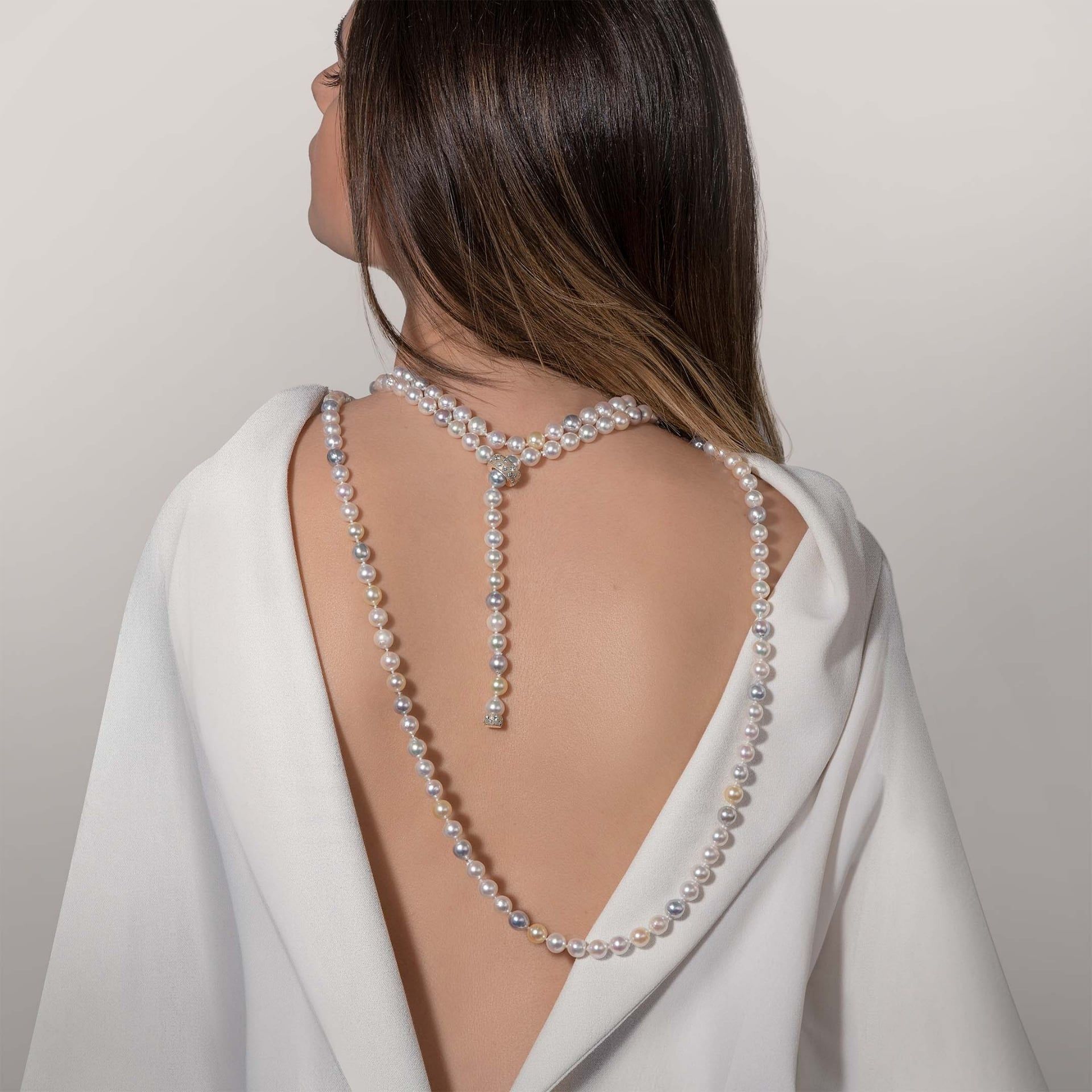 ASTRUA Collana Diva, Perle Akoya, Oro Bianco, Diamanti  DI69KTMORPD-P4AK8,5-9