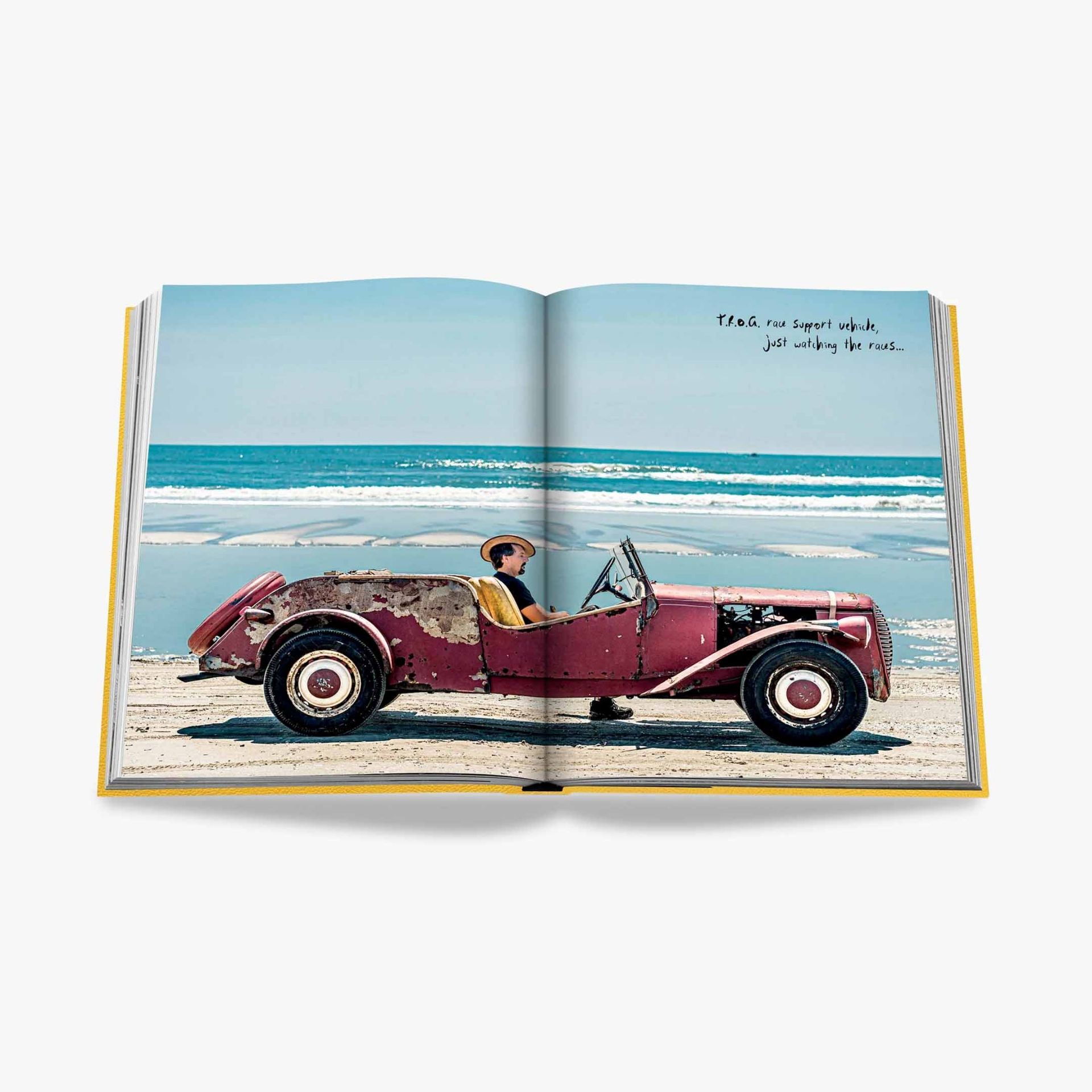 ASSOULINE Libro The Race of Gentlemen 25 x 4 x H 33 CM 9781649800459