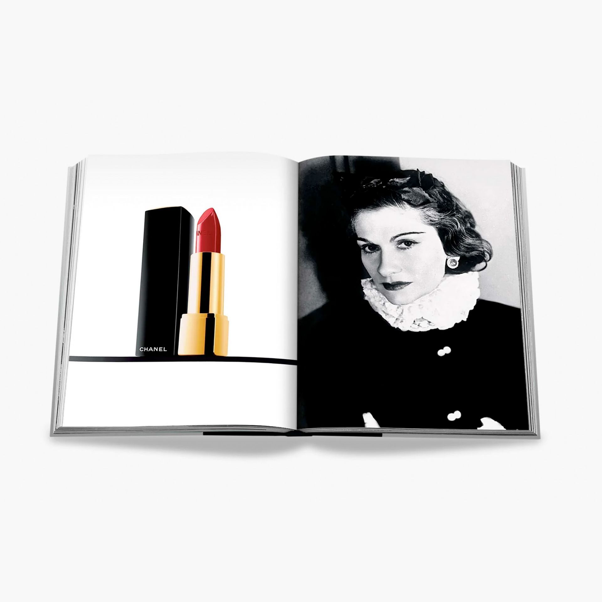 ASSOULINE Libro Chanel 3-Book Slipcase (New Edition) 16 x 5 x H 22 CM 9781614289739