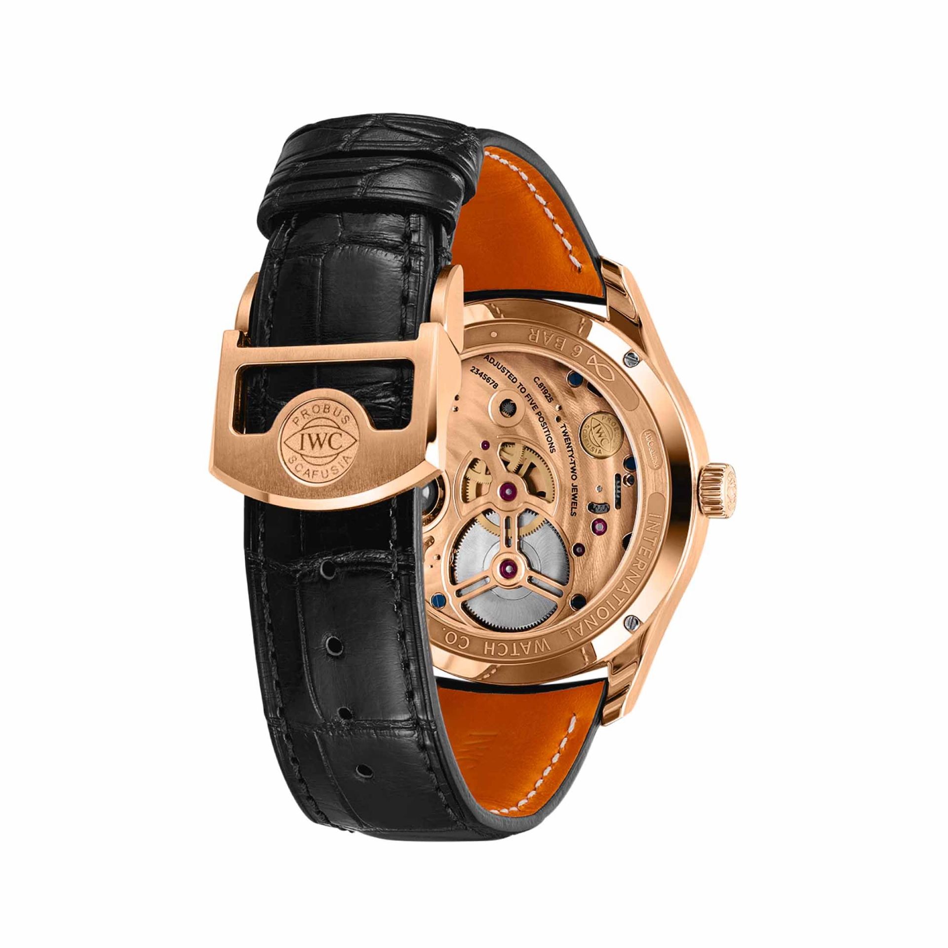 IWC Schaffhausen Portugieser Hand-Wound Tourbillon Day & Night 42,4 MM IW545901