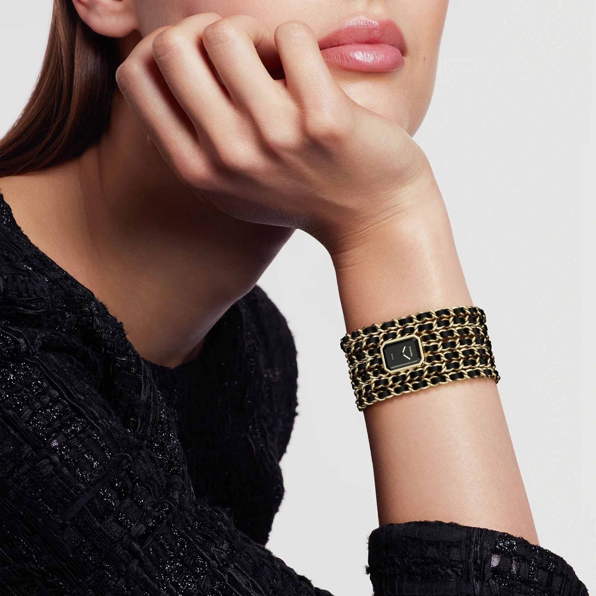 CHANEL Première Manchette 19.7 x 15.2 MM H9861