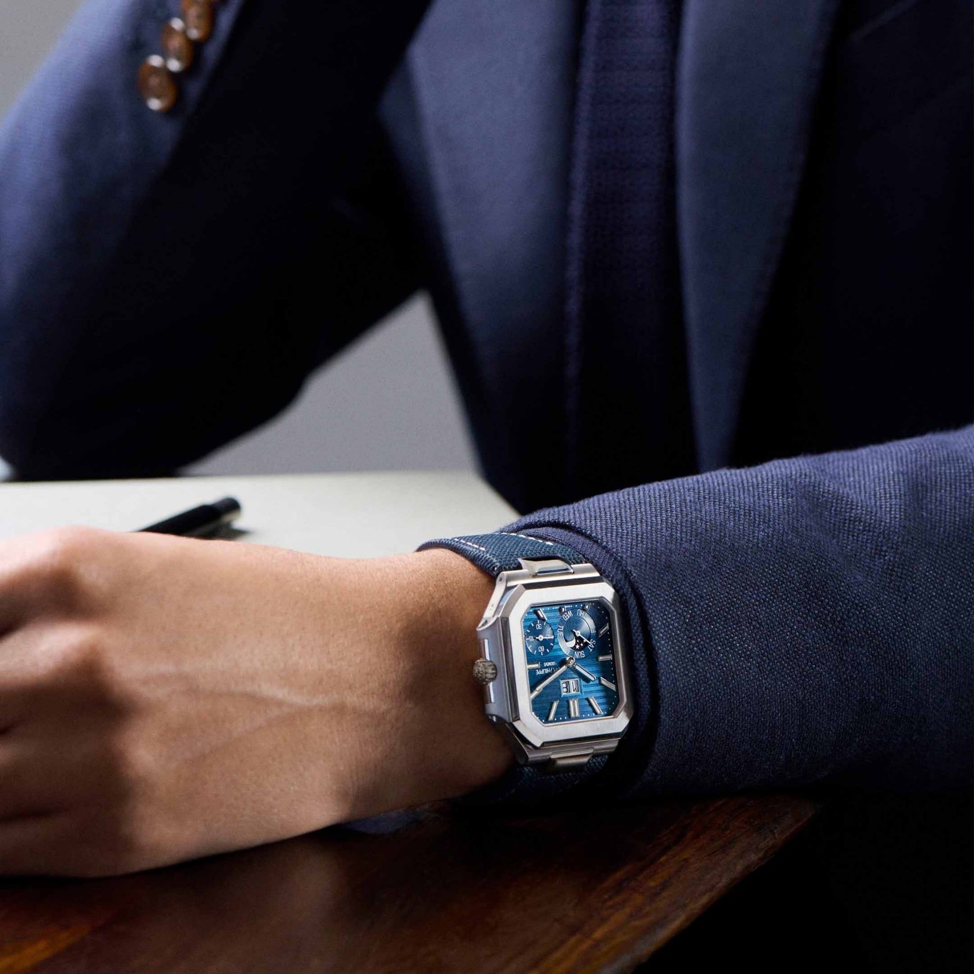 PATEK PHILIPPE Cubitus Grande Data 45 MM 5822P-001