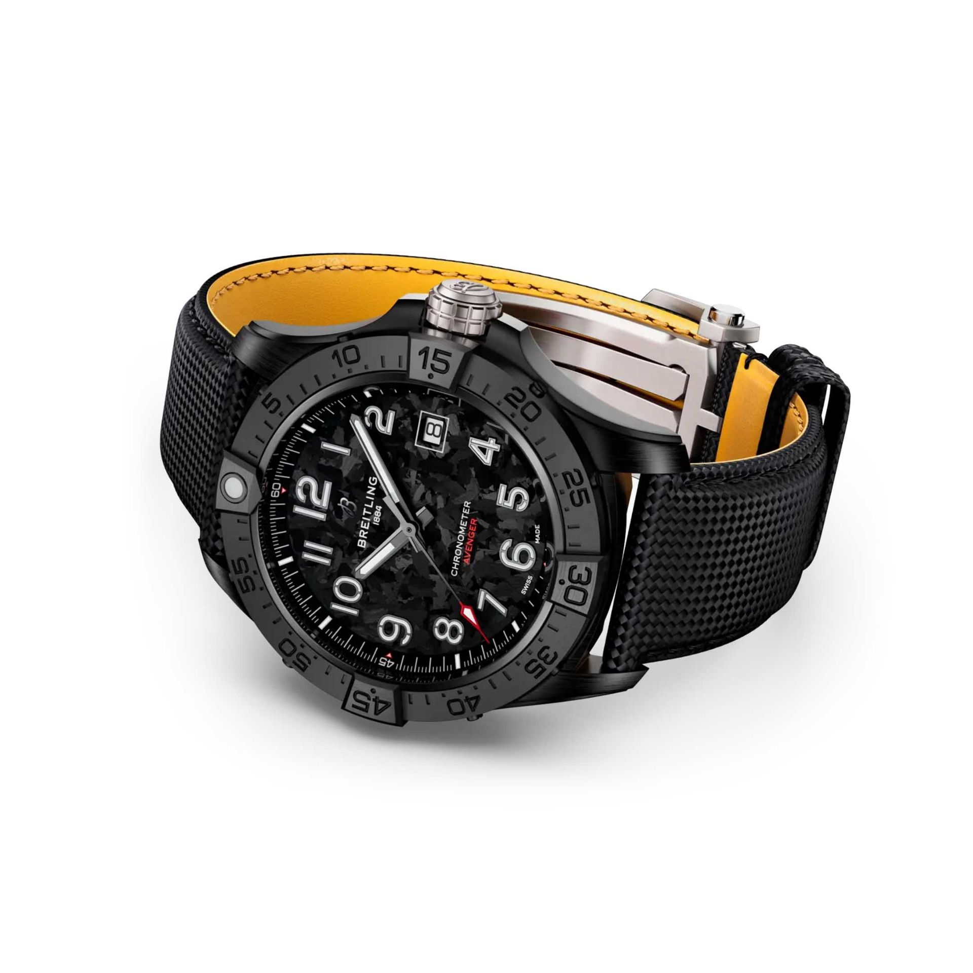 BREITLING Avenger Automatic 42 Night Mission 42 MM S17328101B1X1