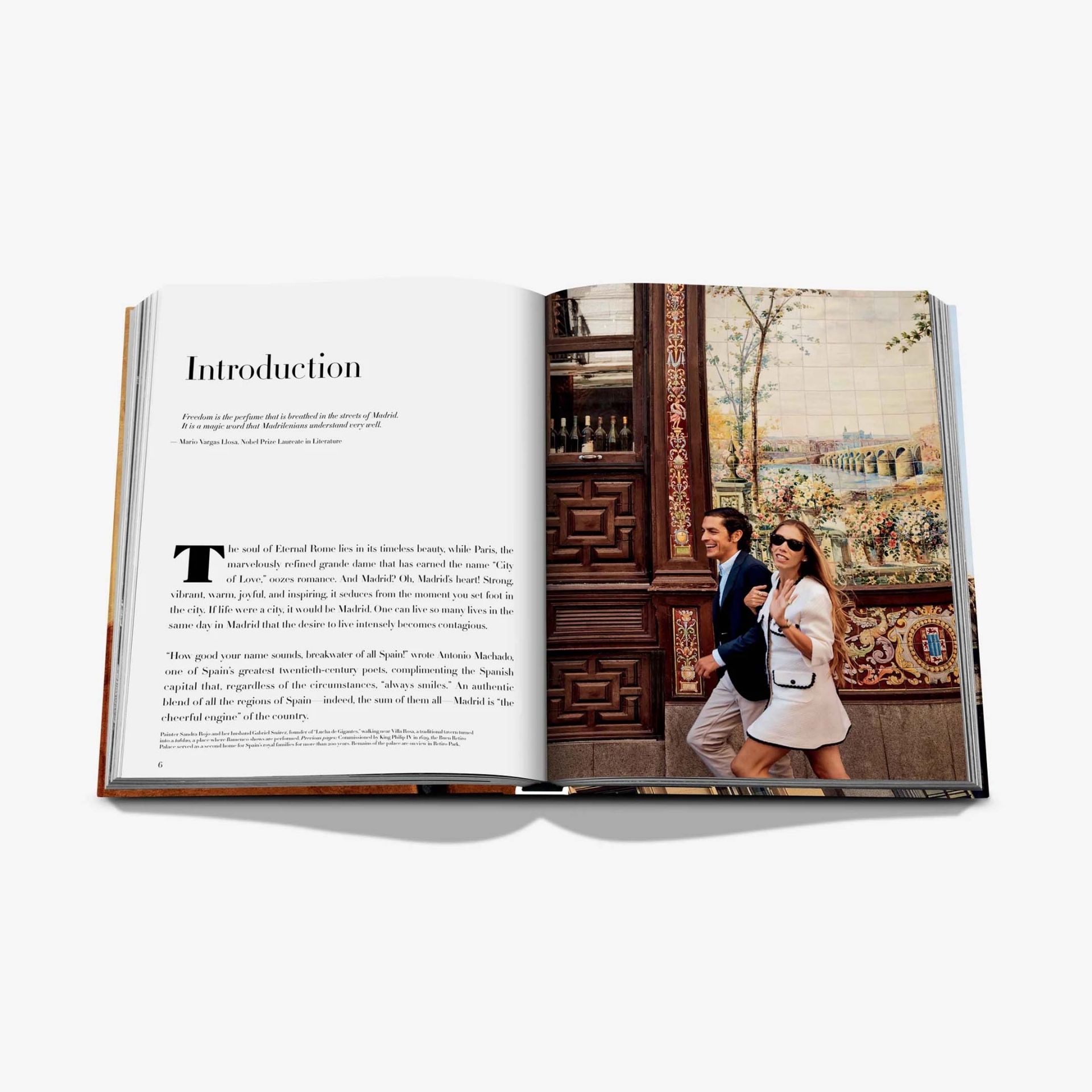 ASSOULINE Libro Madrid Chic 25 x 3 x H 33 CM 9781649804266
