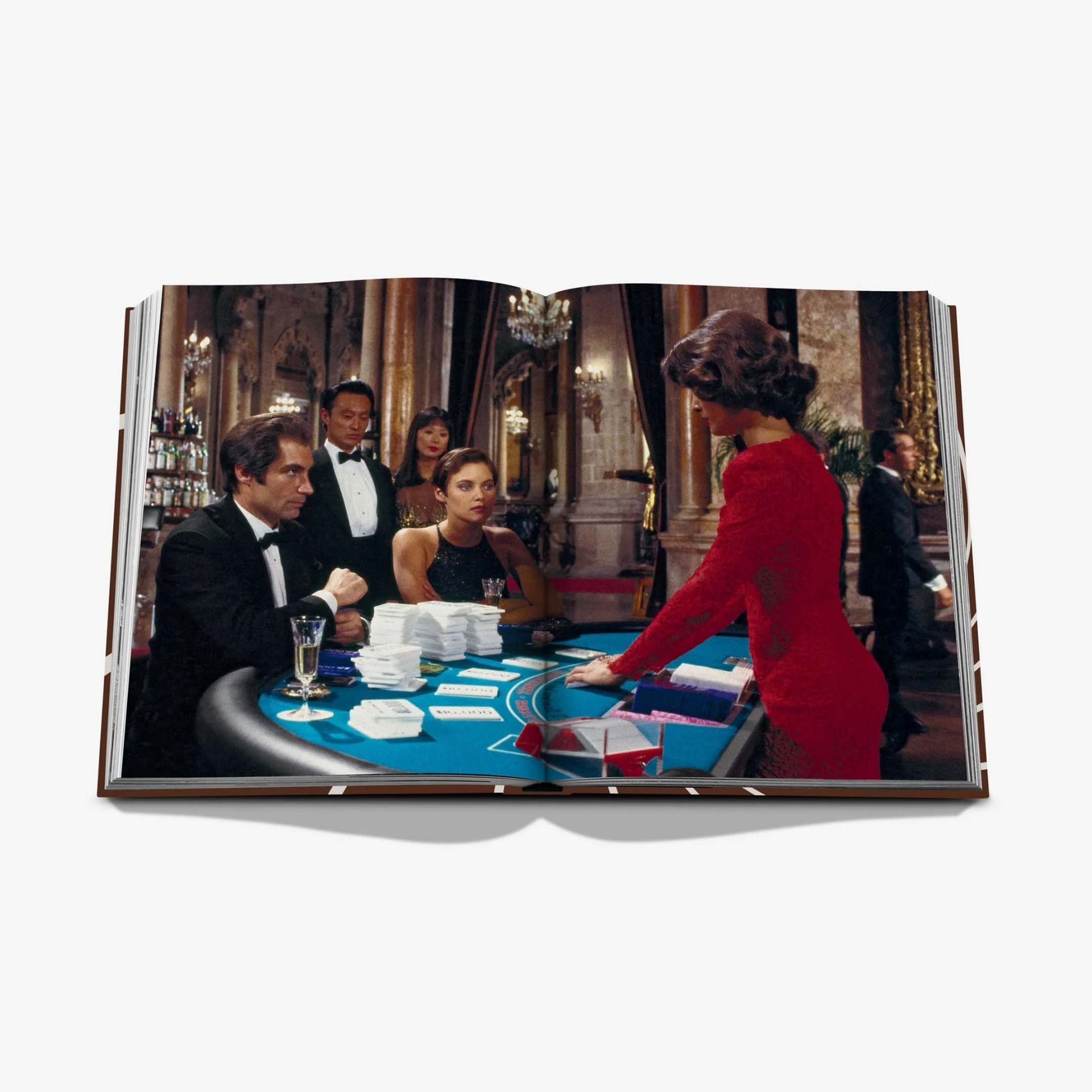 ASSOULINE Libro James Bond Style 25 x 3 x H 33 CM 9781649803917