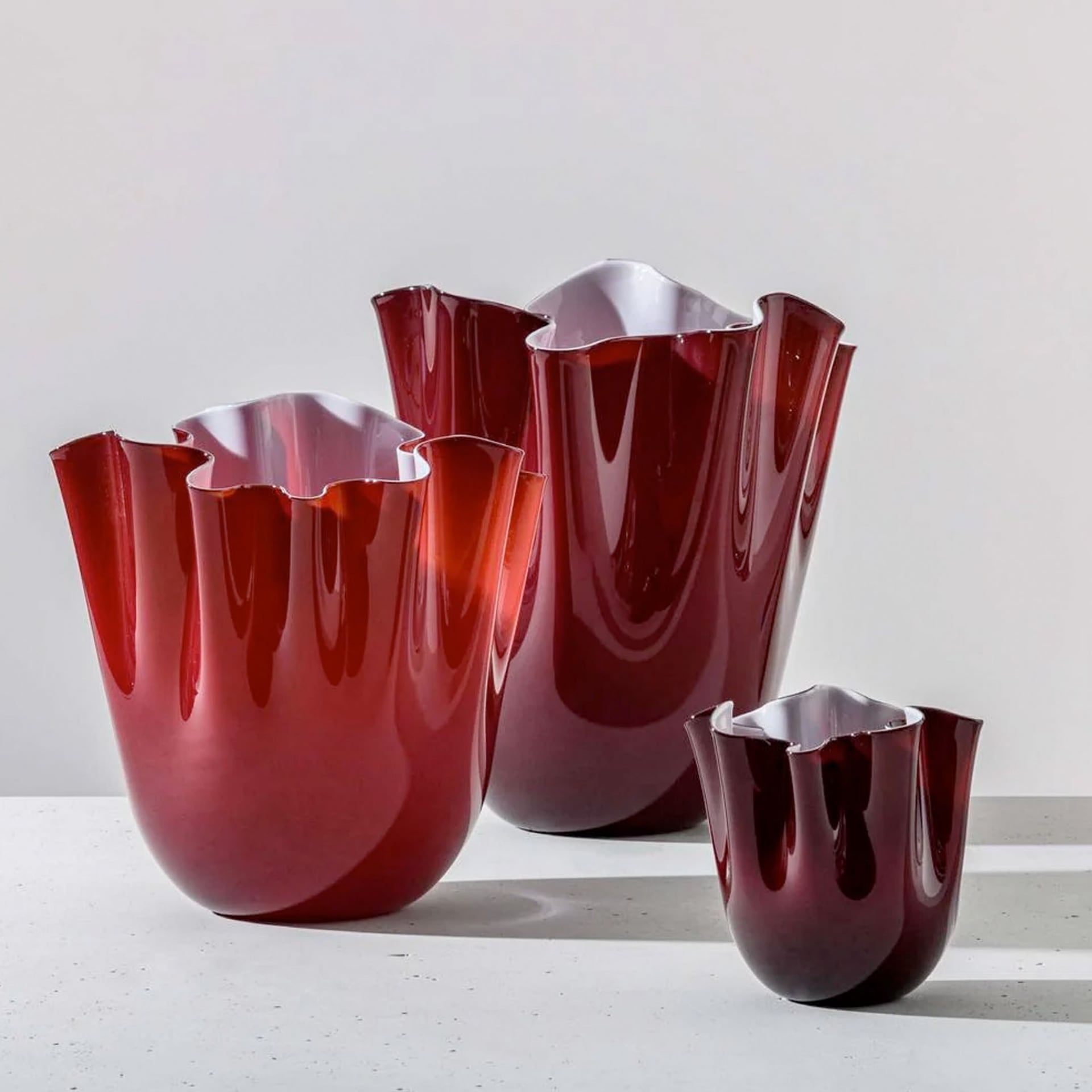 VENINI Vaso Fazzoletto Medium Rosso/Rosa Opaco 20CM – H 24CM 700.02