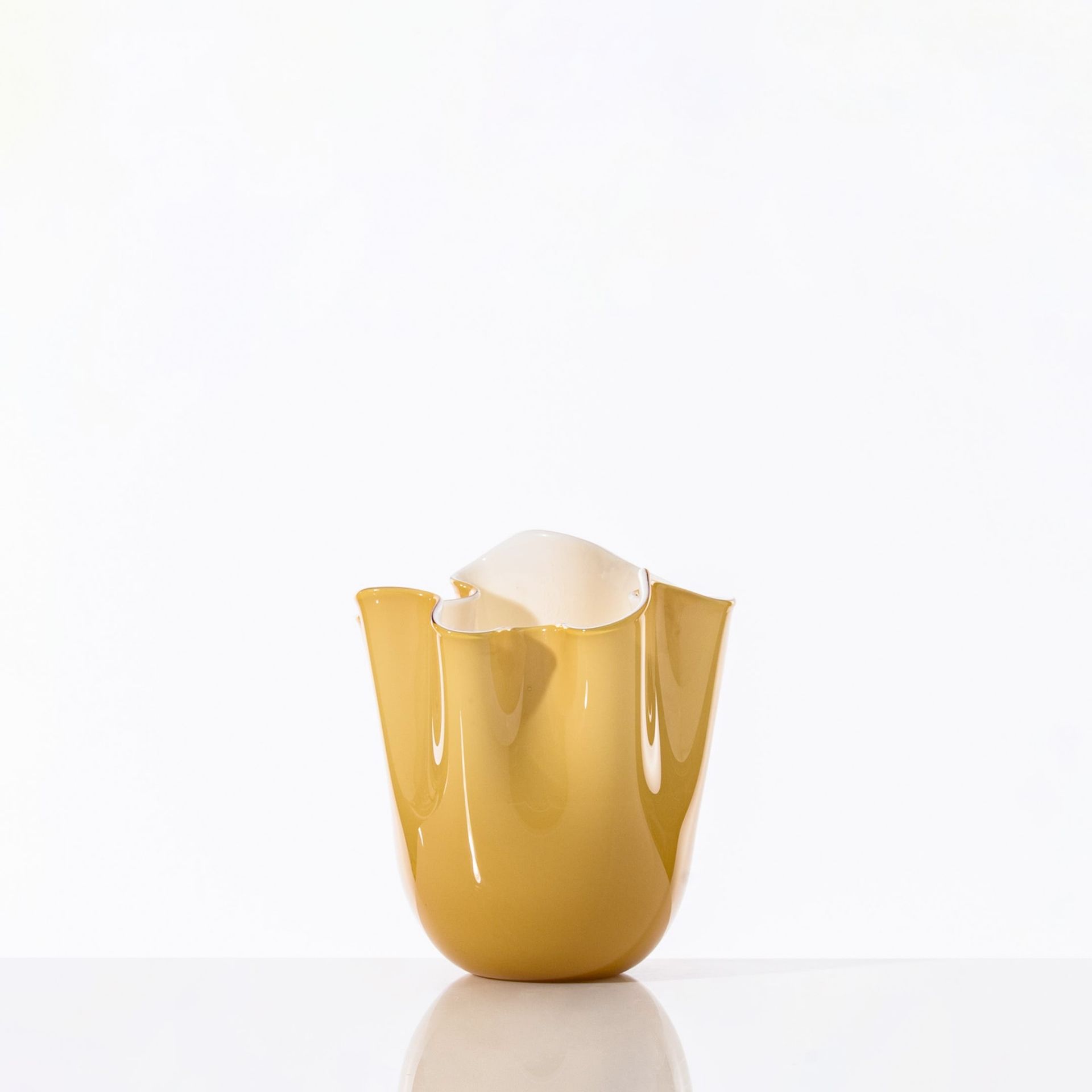 VENINI Vaso Fazzoletto Small Ambra 13,5 CM – H 13,5 CM 700.04