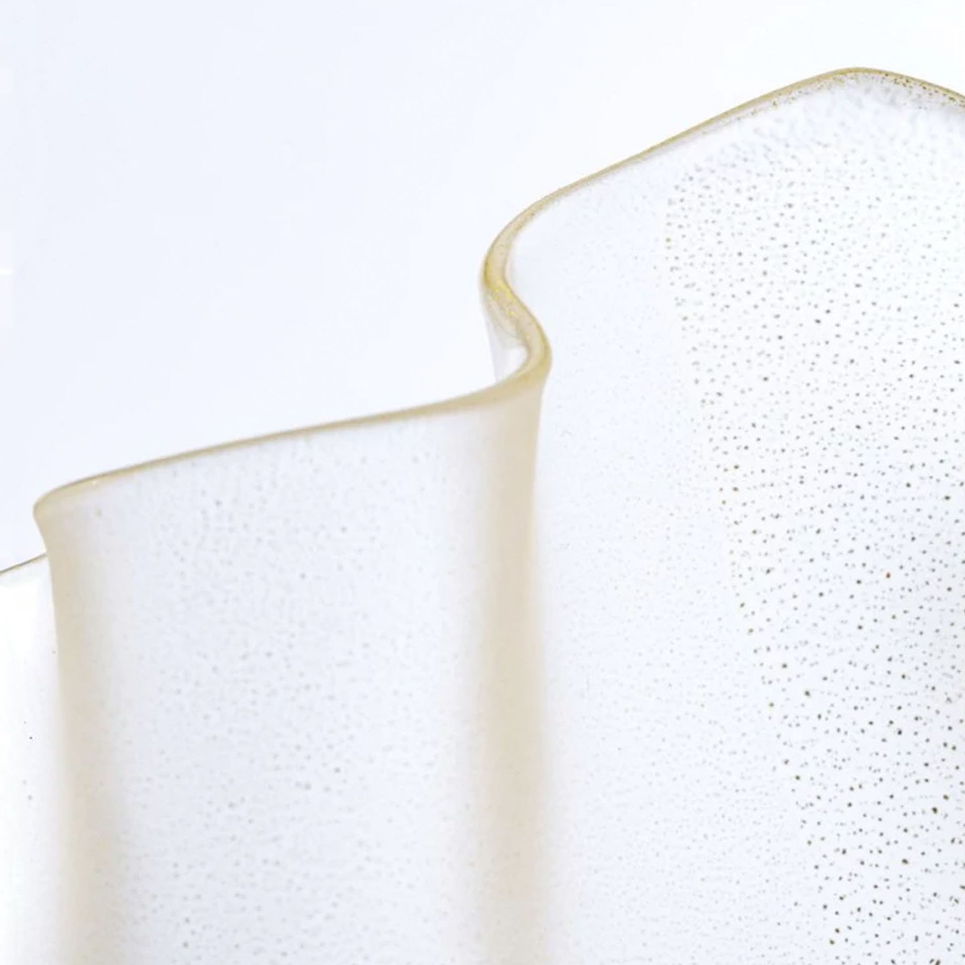VENINI Vaso Fazzoletto Small Cristallo/Foglia Oro  13,5 CM – H 13,5 CM 700.04