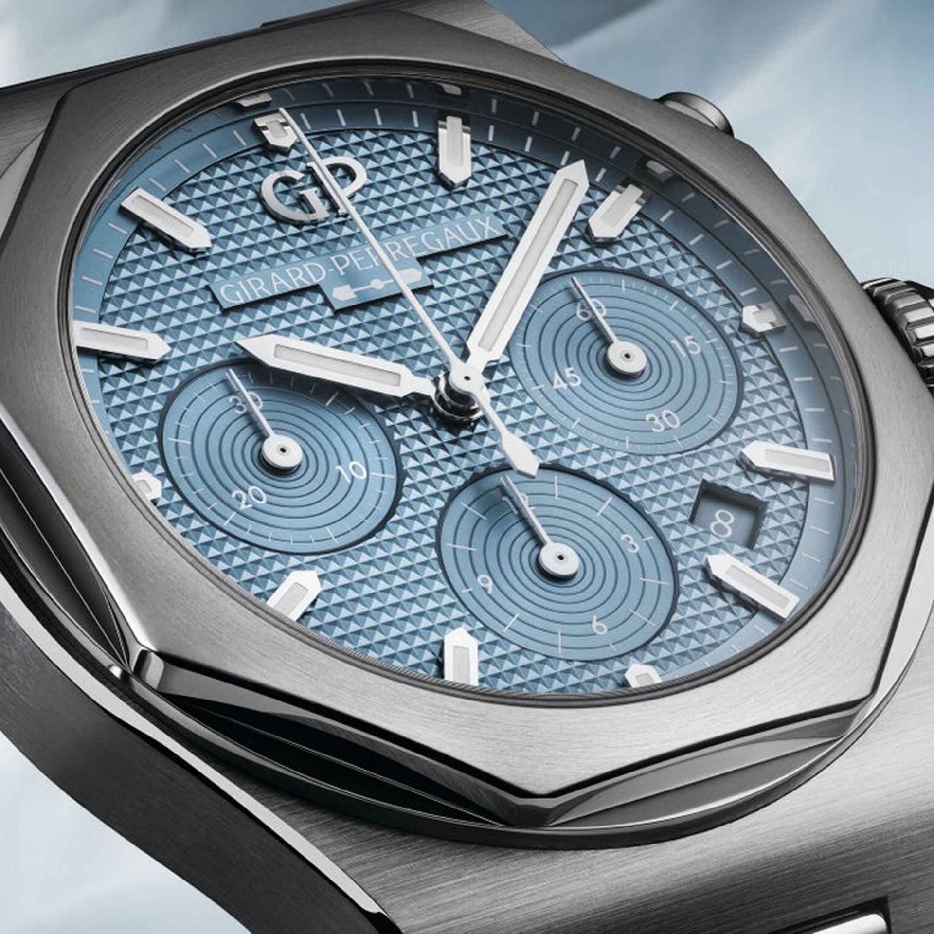 GIRARD PERREGAUX Laureato Chronograph Ice Blue 42 MM 81020-11-3370-1GM