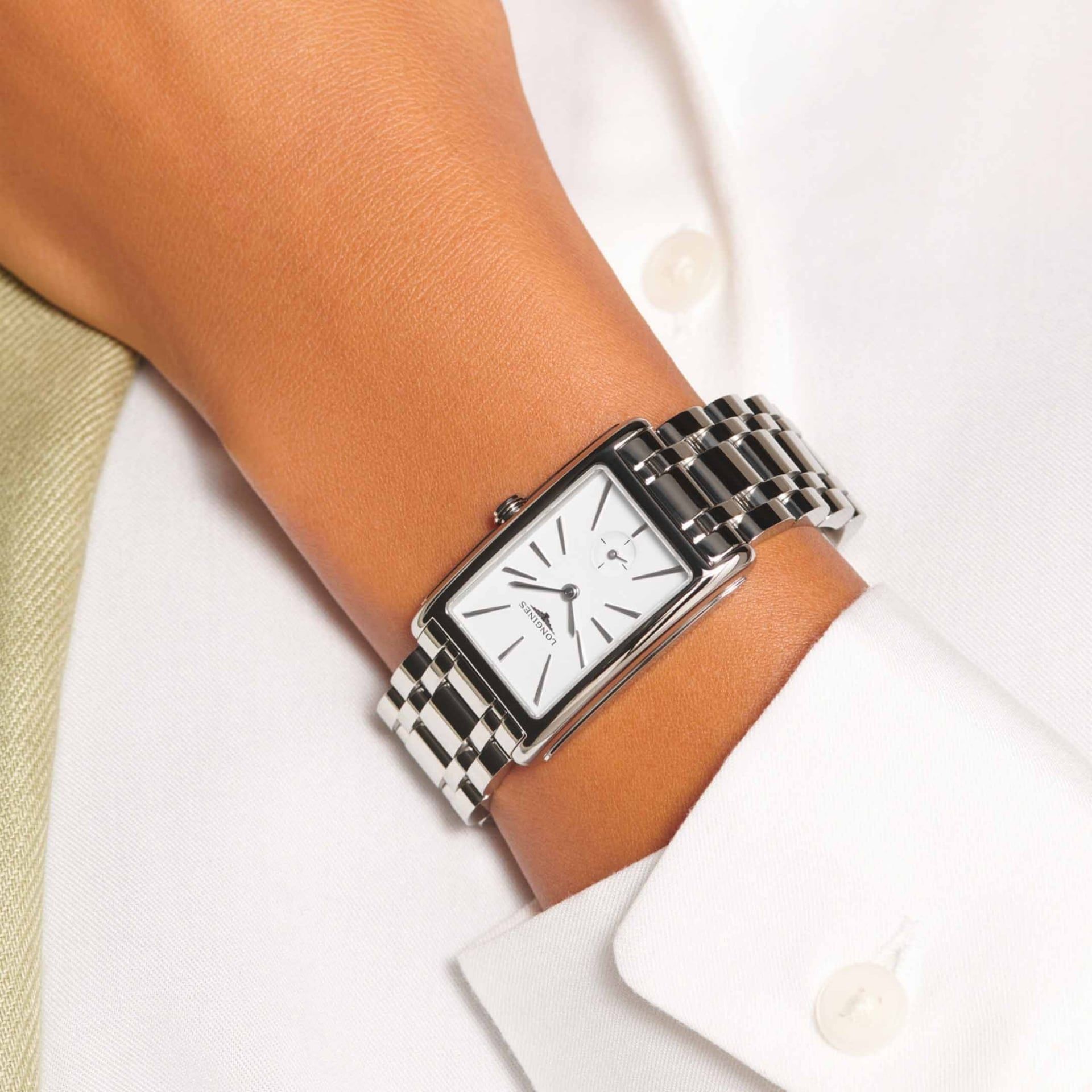 LONGINES Dolcevita 23,3x37mm L5.512.4.11.6