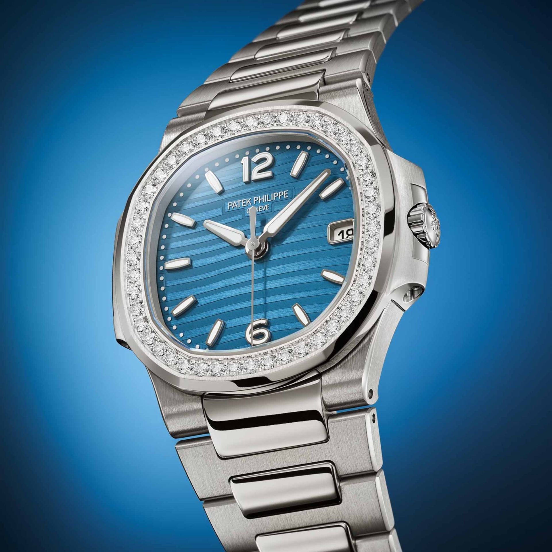 PATEK PHILIPPE Nautilus 32 MM 7010/1G-013