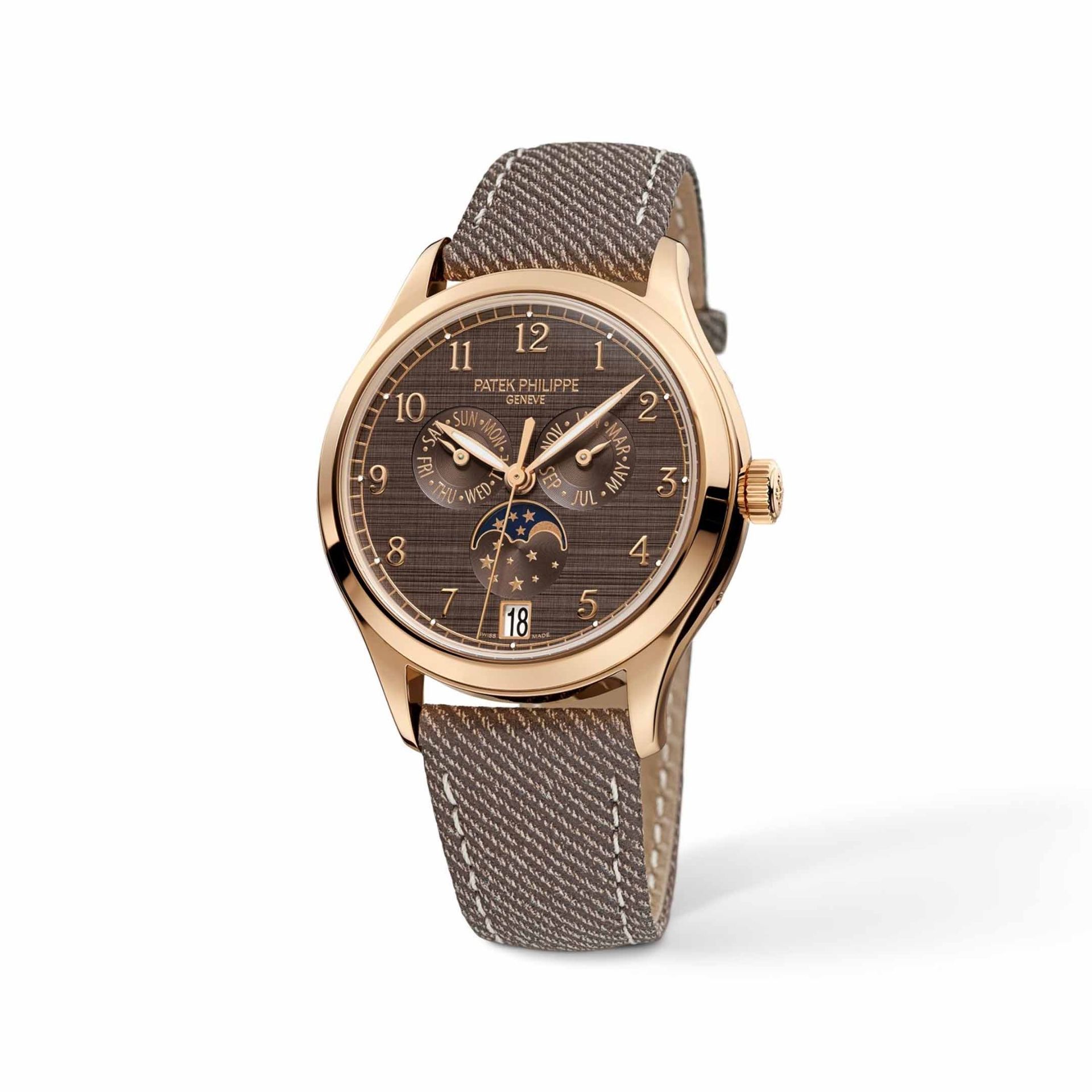 PATEK PHILIPPE Complicazioni Calendario Annuale 38 MM 4946R-001