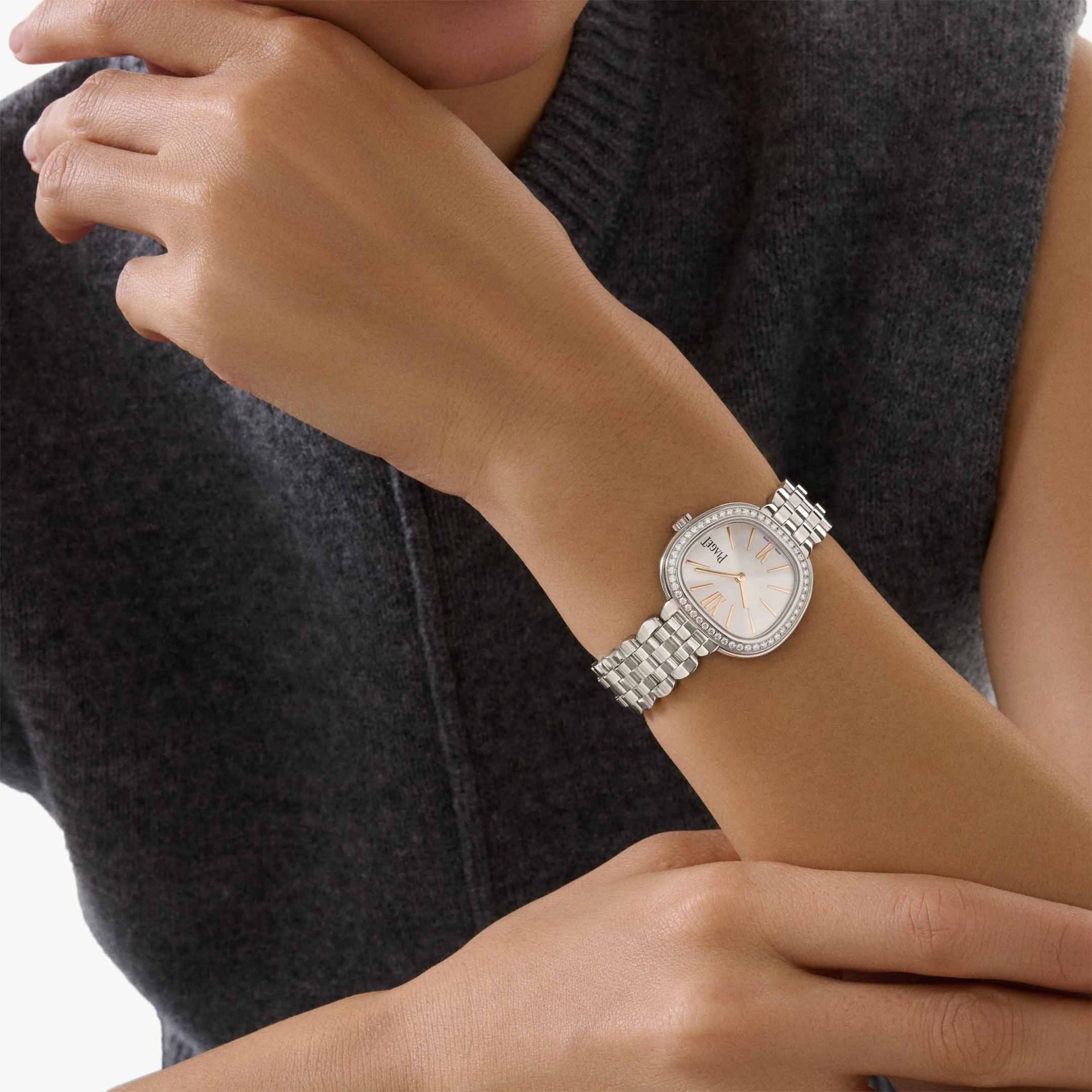 PIAGET Sixtie 29 MM G0A50300