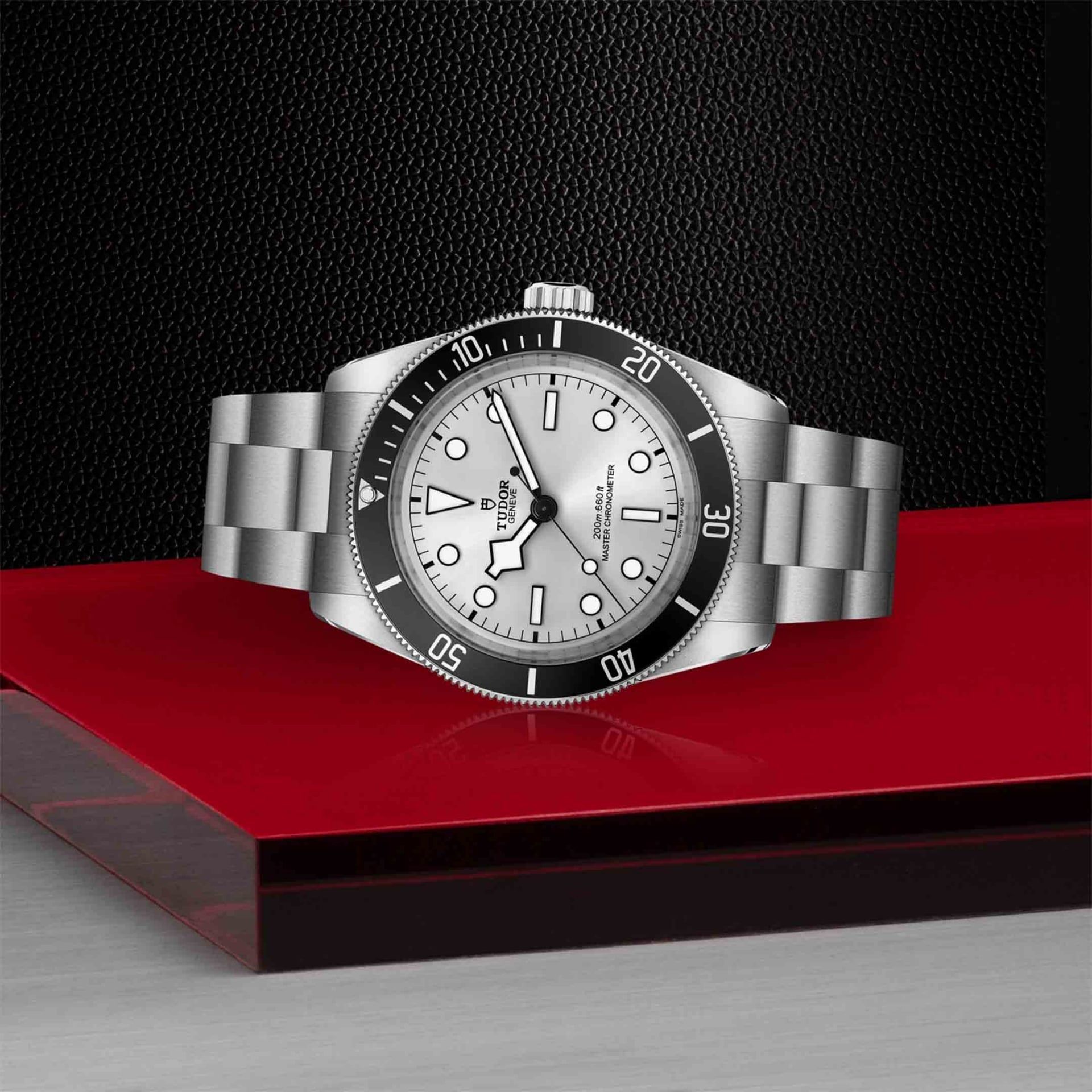 TUDOR Black Bay 68 43 MM M7943A1A0NU-0002