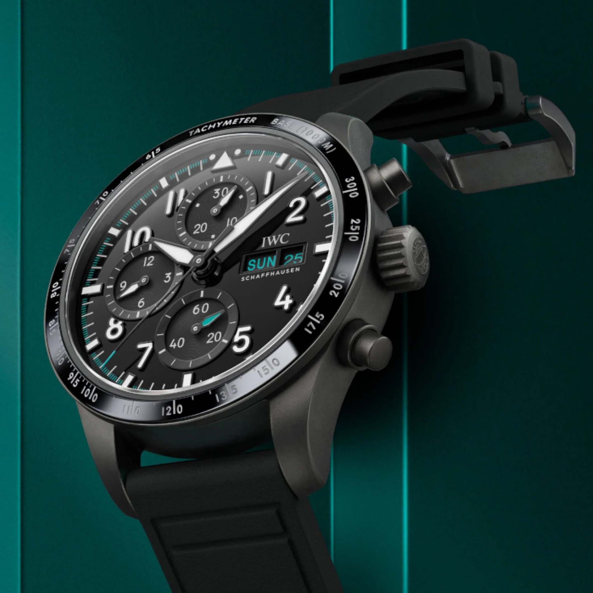 IWC Schaffhausen Pilot’s Watch Performance Chronograph 41 Mercedes-AMG PETRONAS Formula One™ Team 41 MM IW388306
